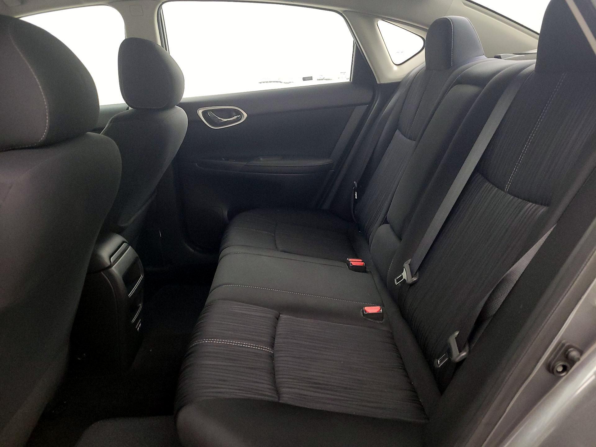 Thumbnail: 2018 Nissan Sentra - 19