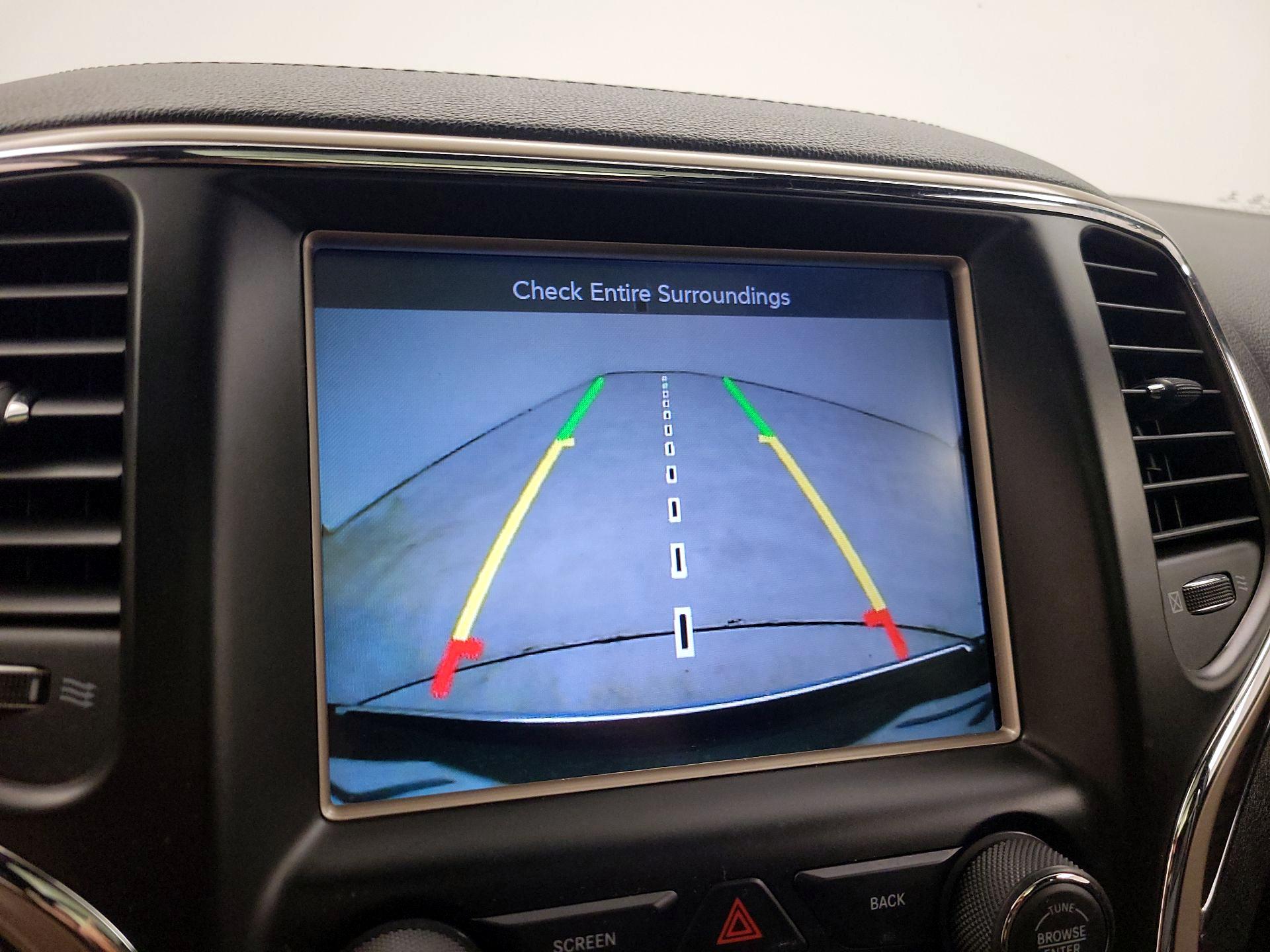 Thumbnail: 2015 Jeep Grand Cherokee - 15