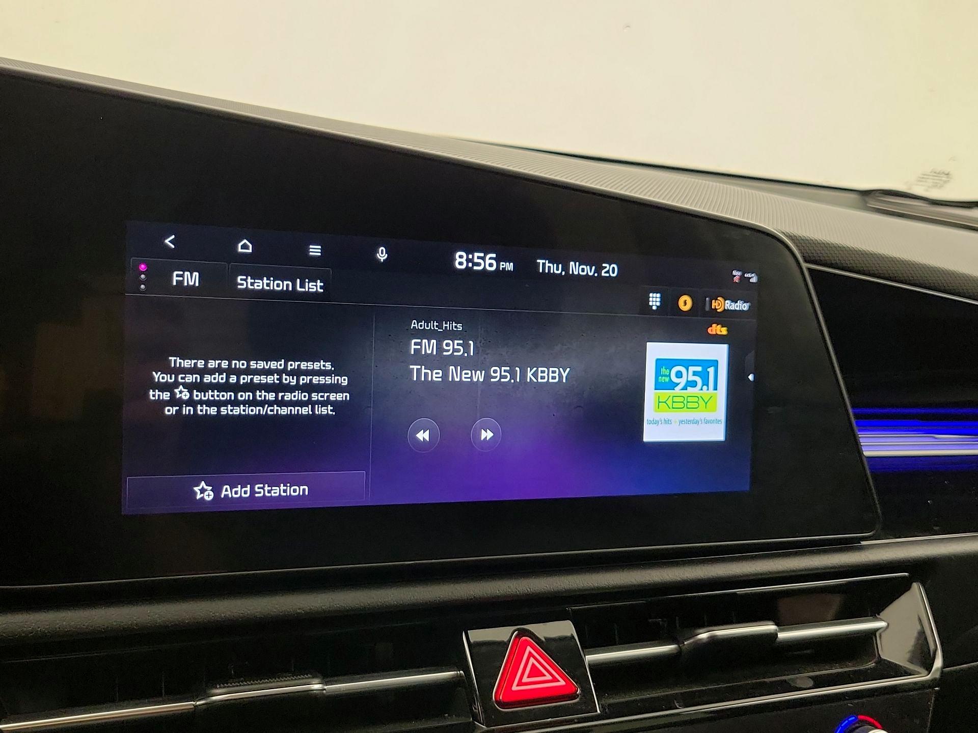 Thumbnail: 2023 Kia Niro - 16