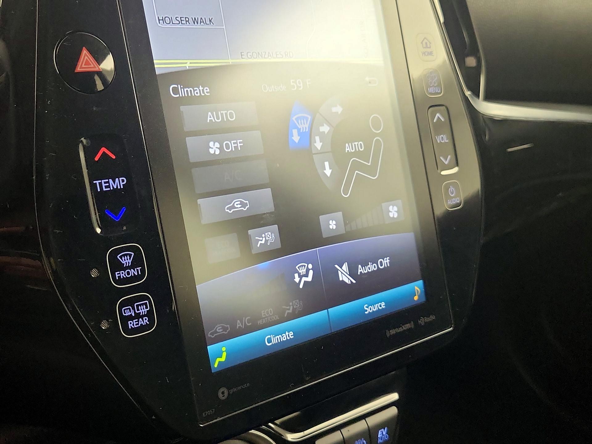 Thumbnail: 2021 Toyota Prius Prime - 17