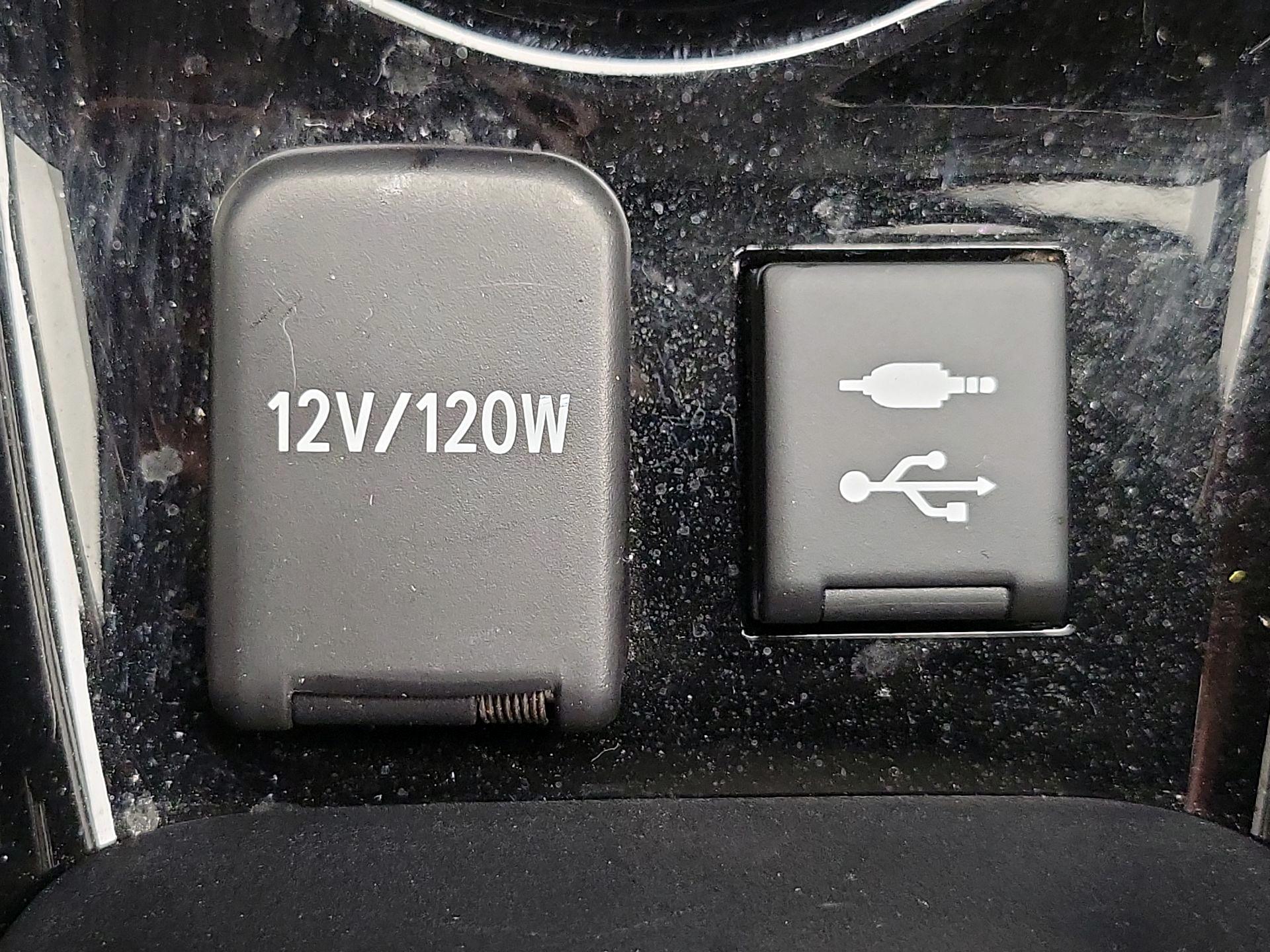 Thumbnail: 2021 Toyota Prius Prime - 19