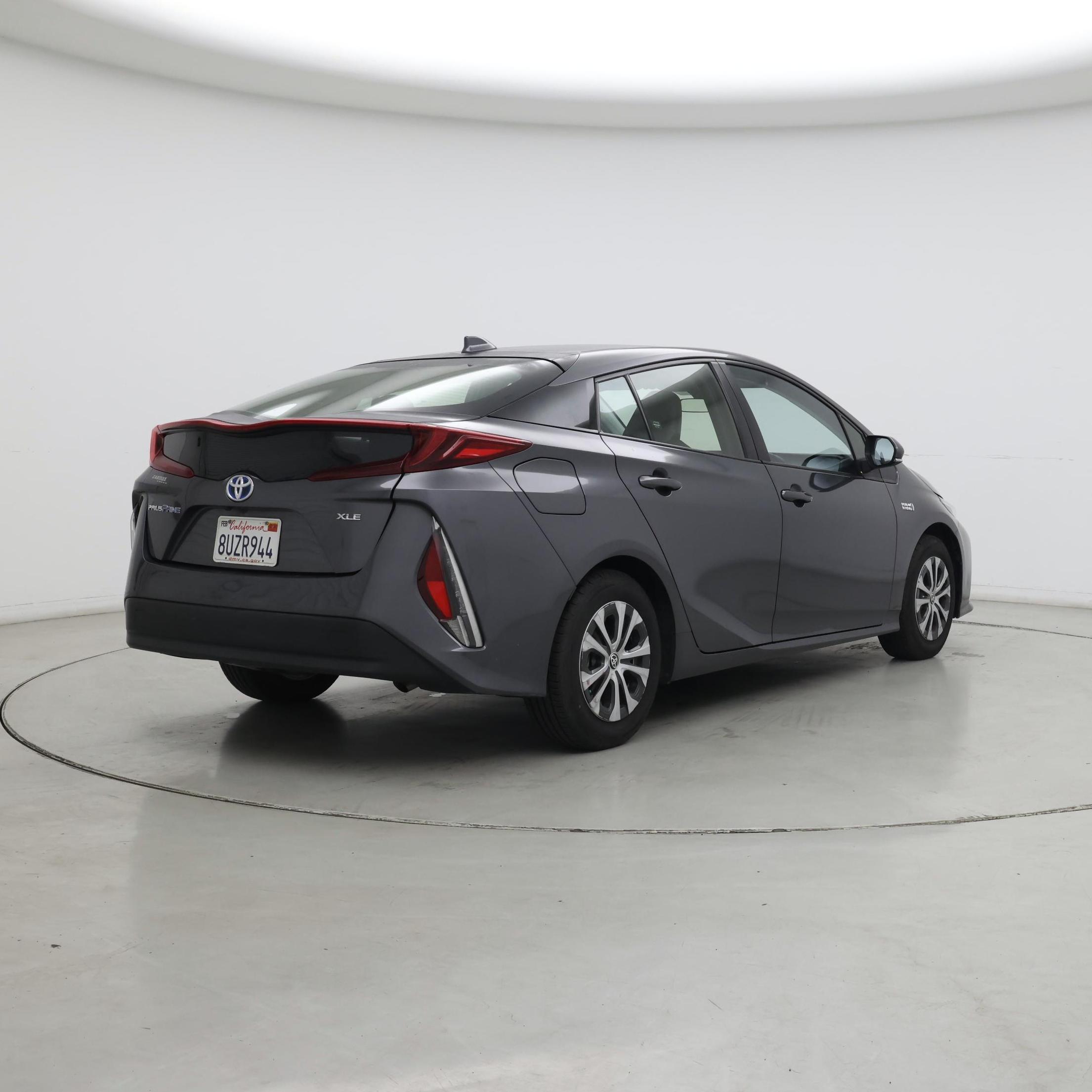 Thumbnail: 2021 Toyota Prius Prime - 8