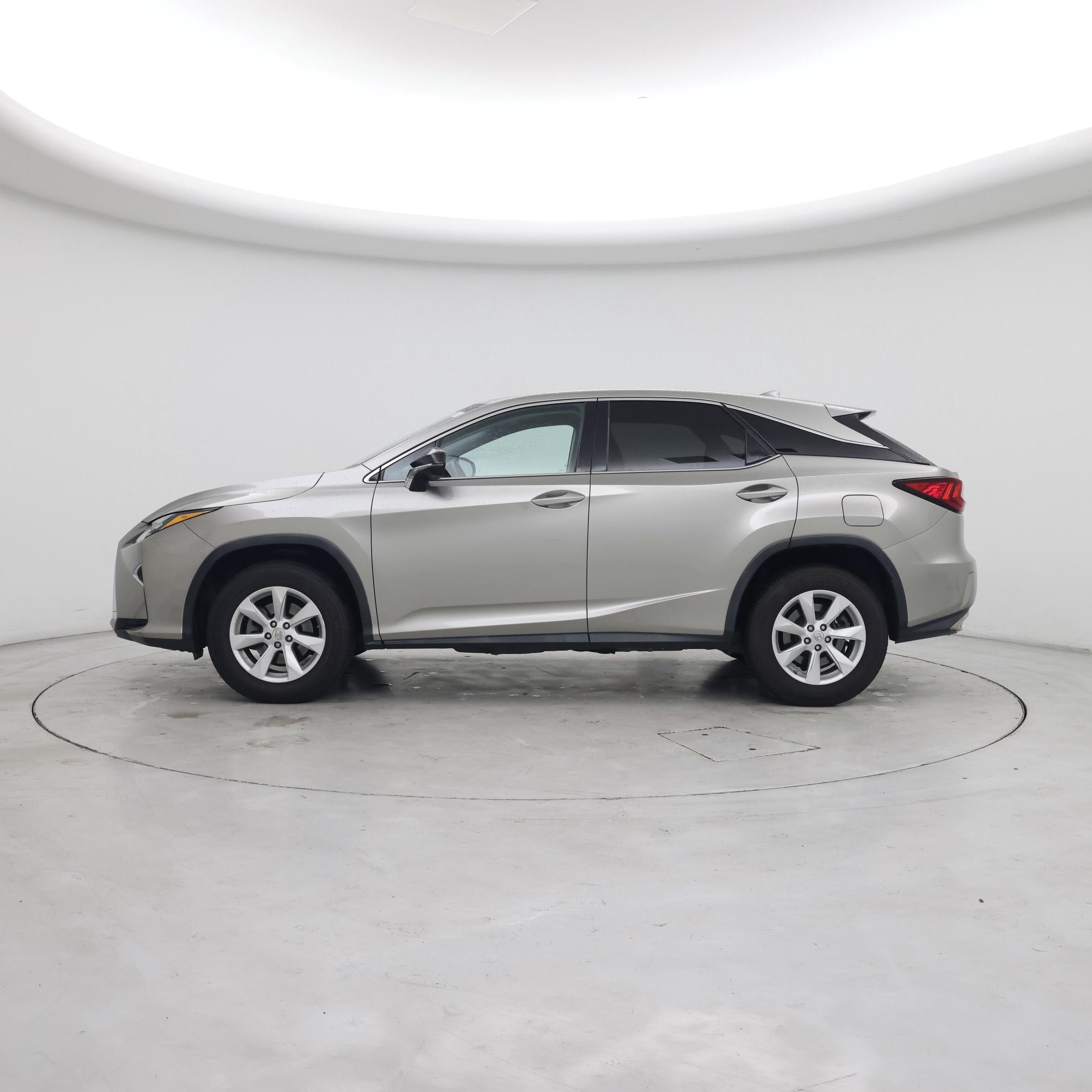 Thumbnail: 2017 Lexus RX - 3