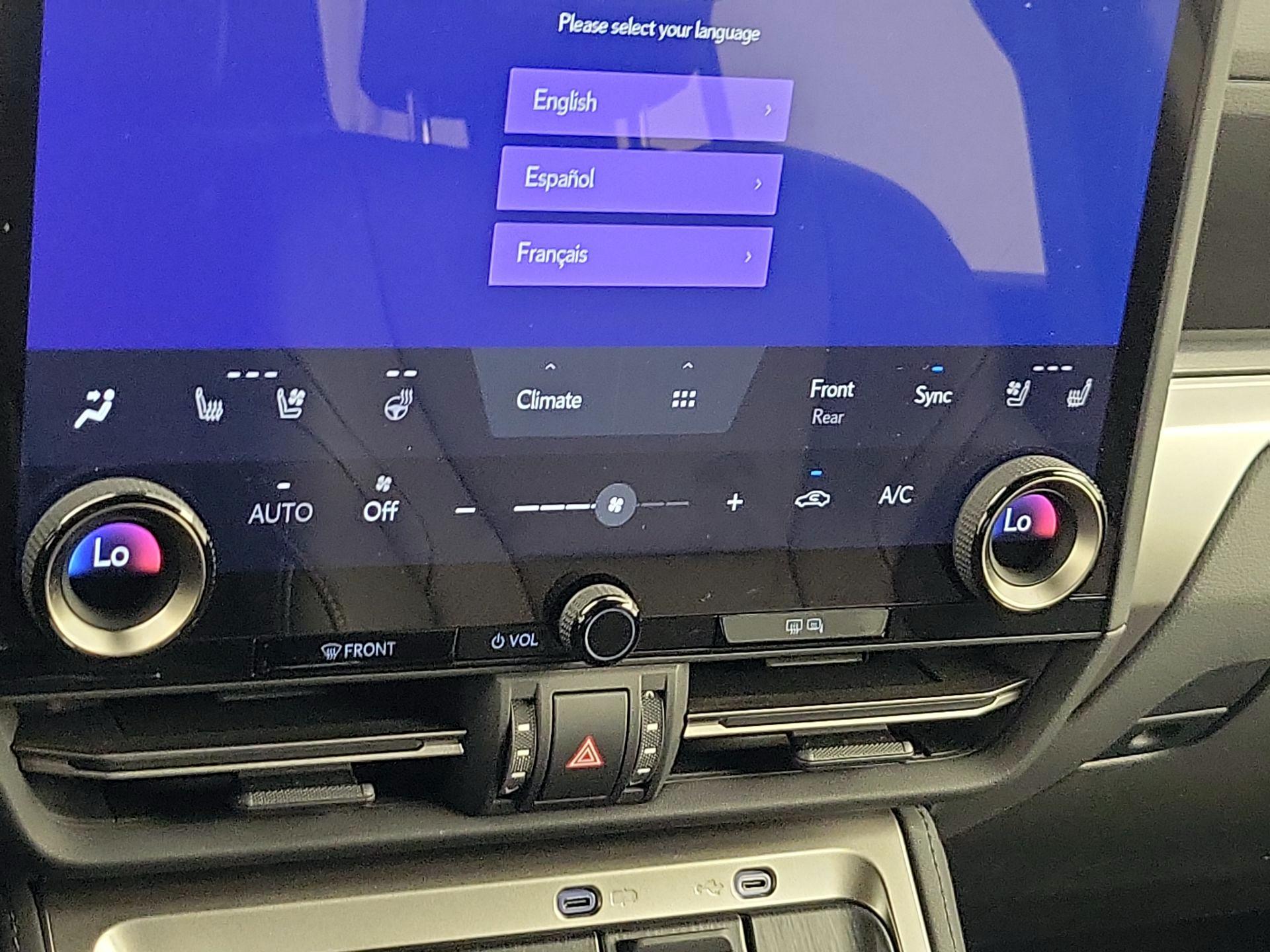 Thumbnail: 2024 Lexus GX - 16