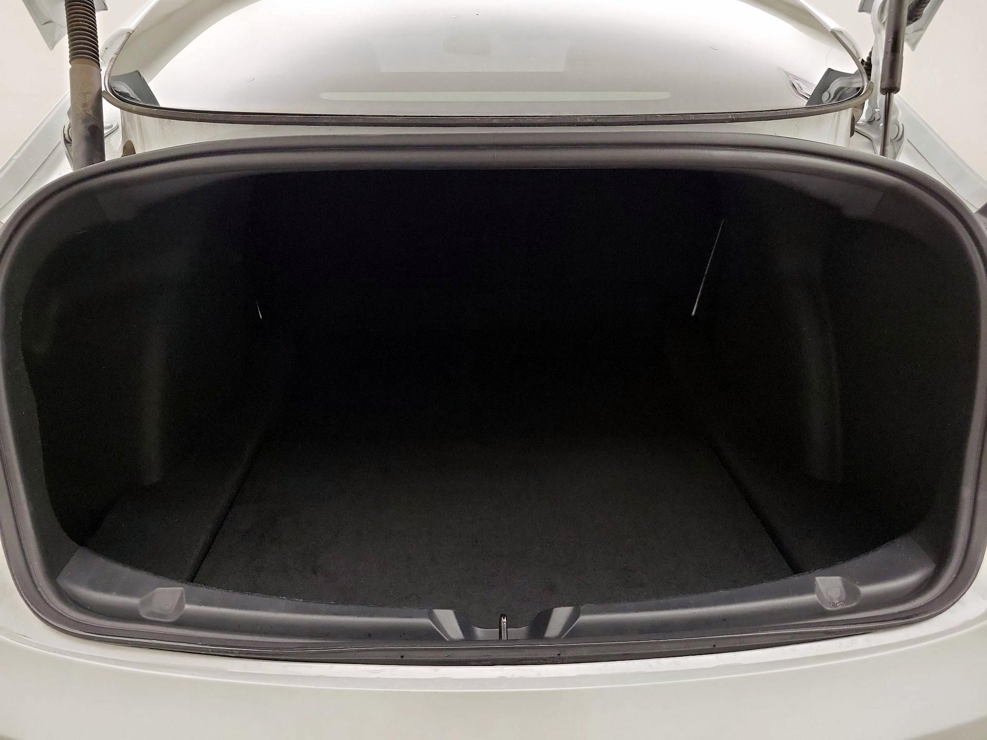 Thumbnail: 2022 Tesla Model 3 - 19