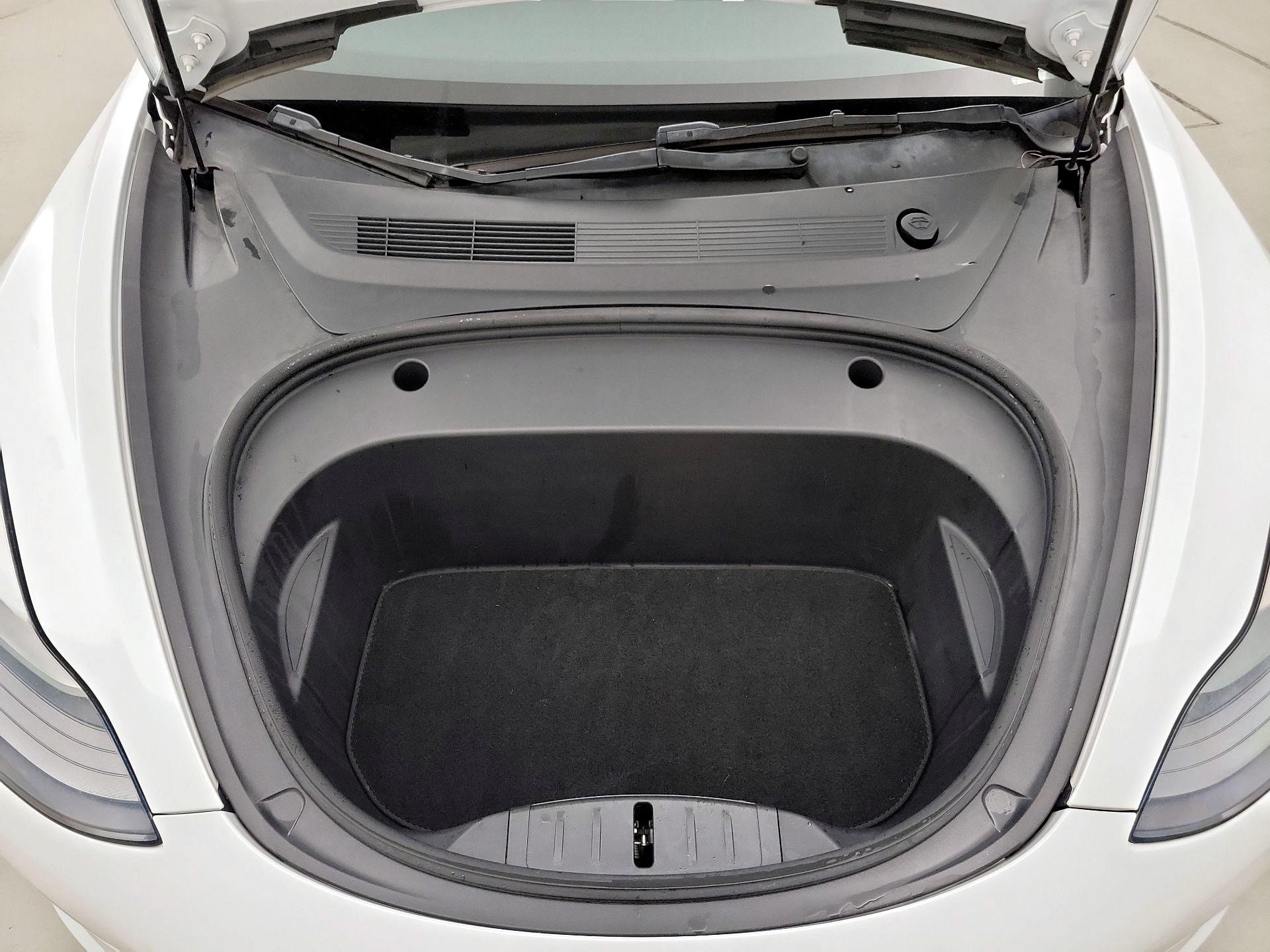 Thumbnail: 2022 Tesla Model 3 - 20