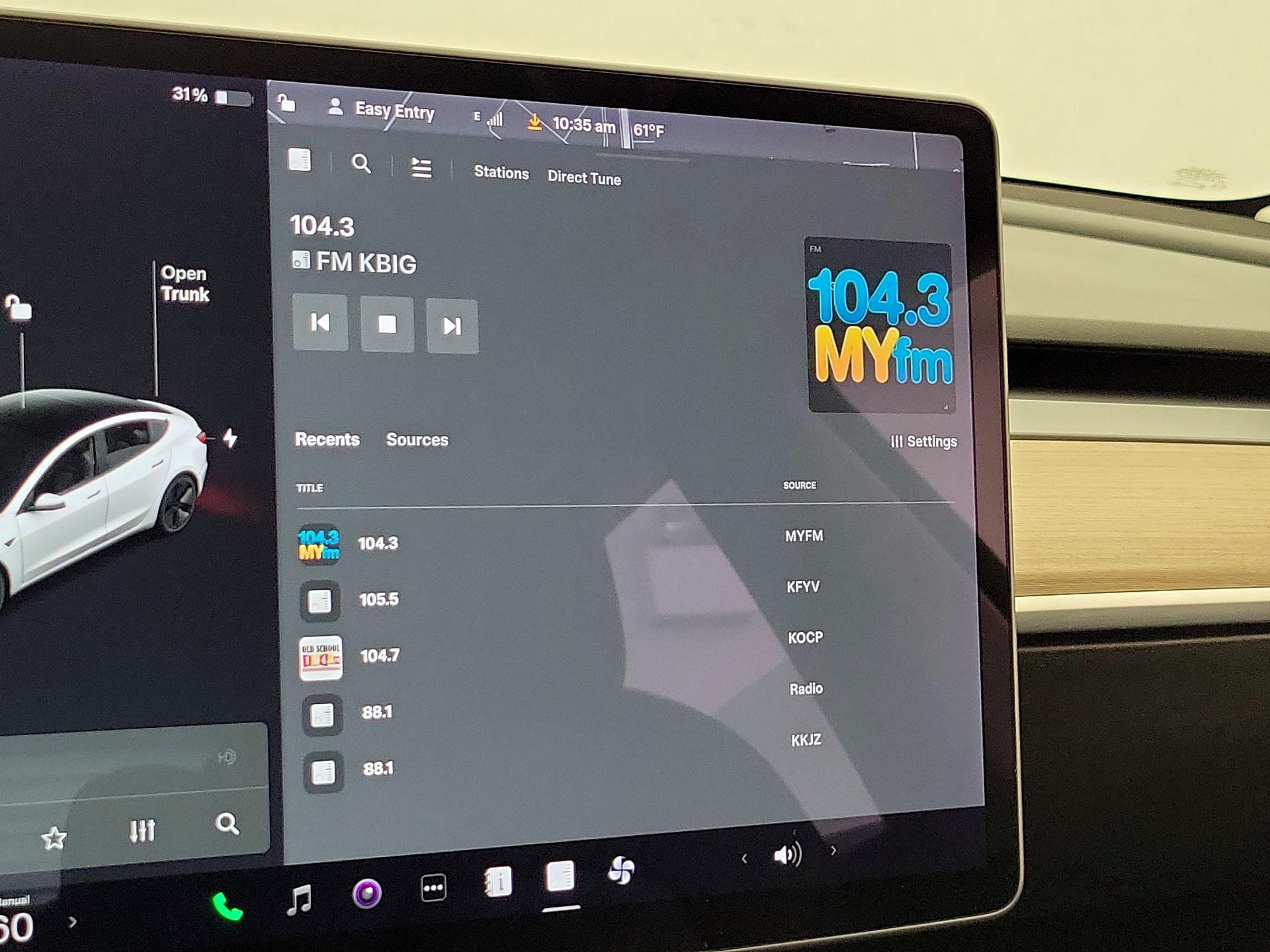 Thumbnail: 2021 Tesla Model 3 - 15