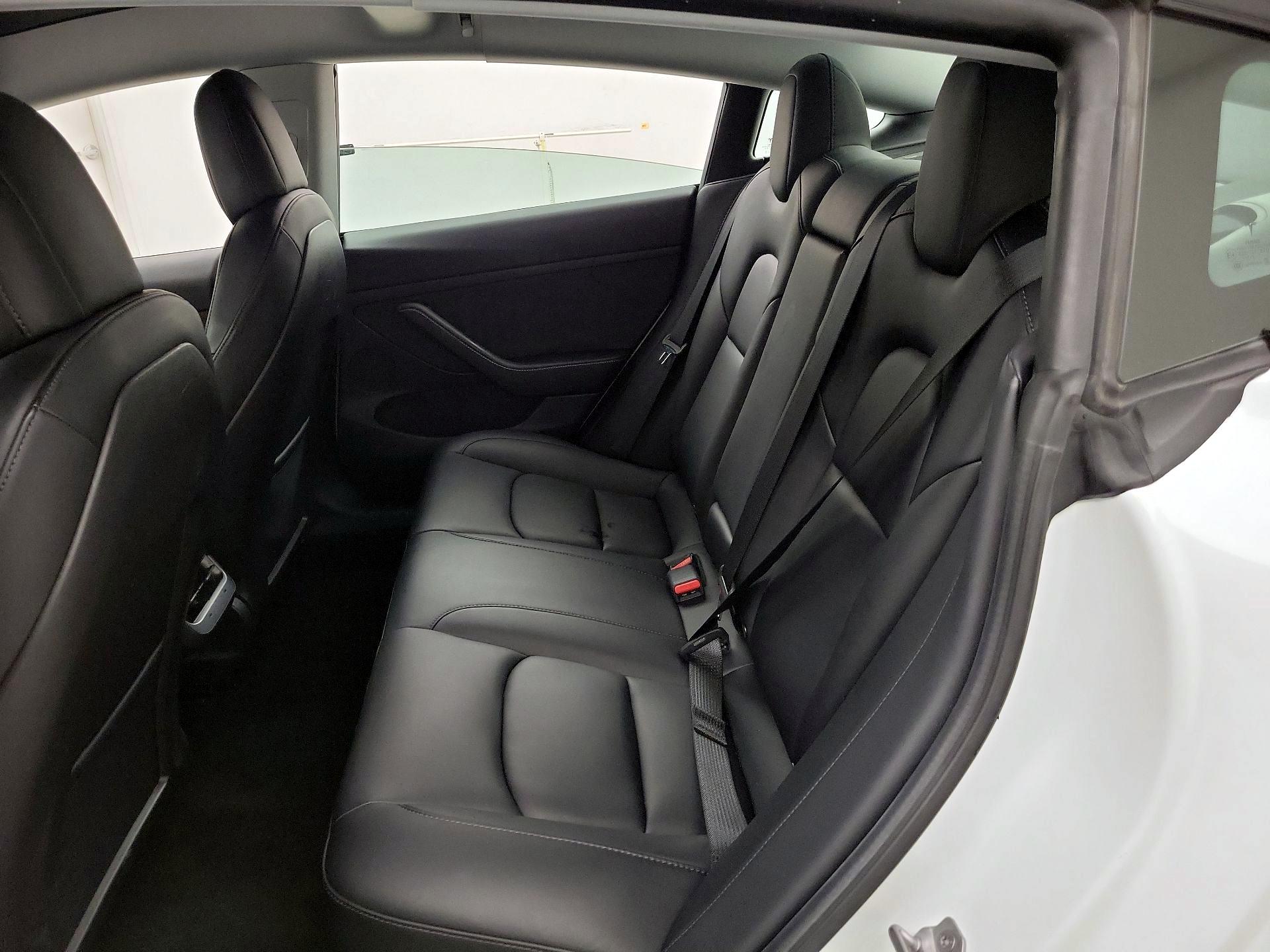 Thumbnail: 2021 Tesla Model 3 - 20