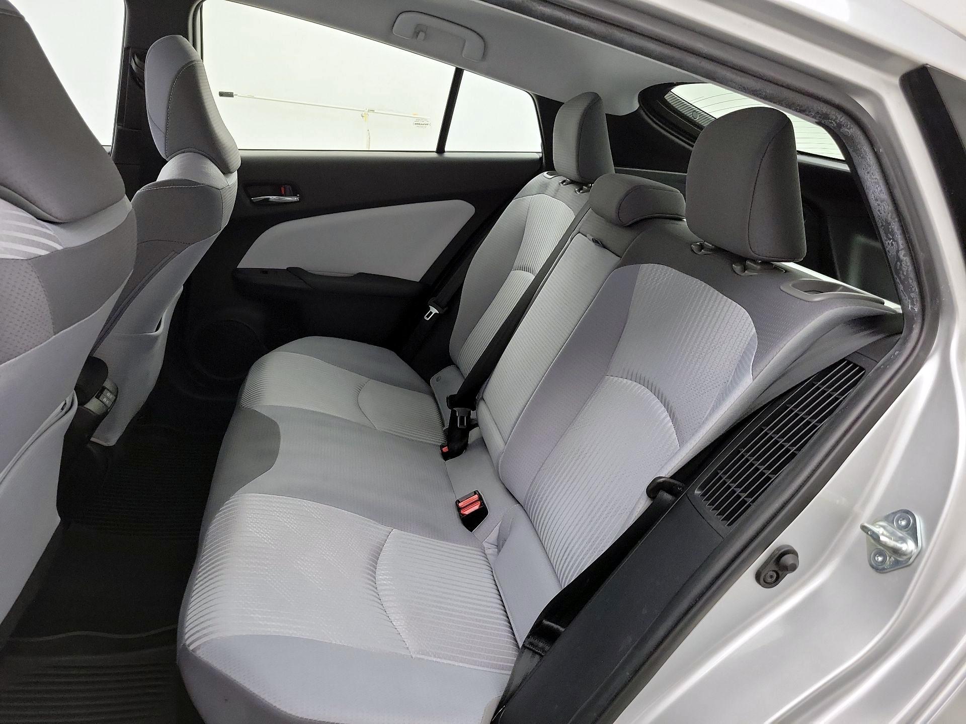 Thumbnail: 2021 Toyota Prius Prime - 19