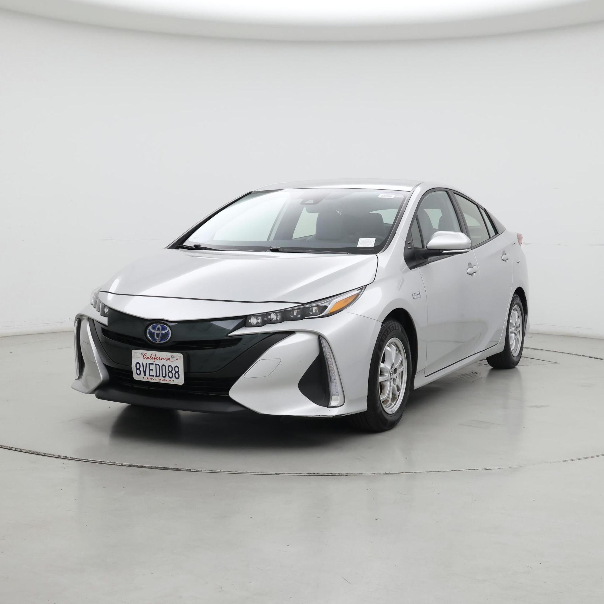 Thumbnail: 2021 Toyota Prius Prime - 4