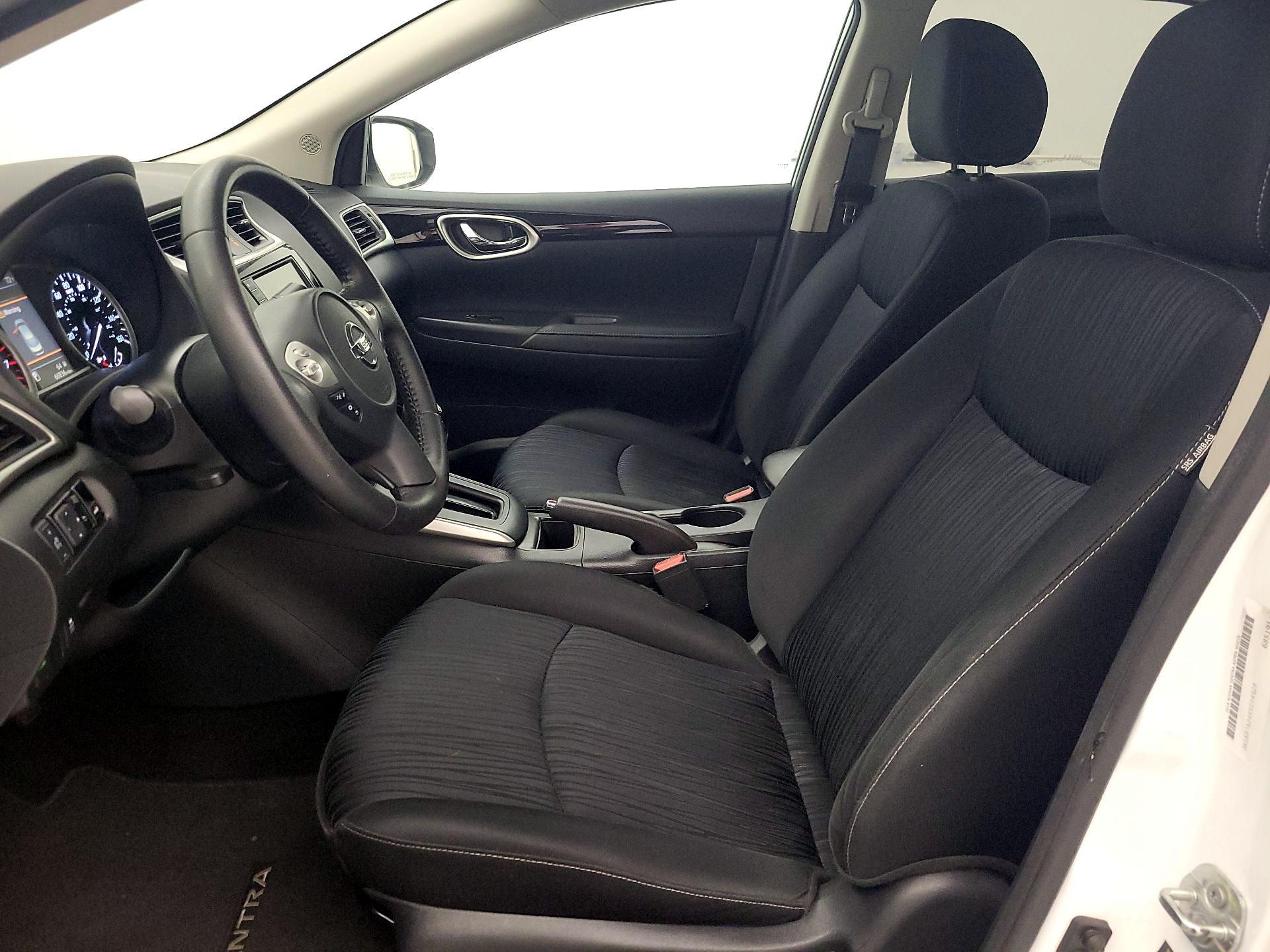 Thumbnail: 2019 Nissan Sentra - 11