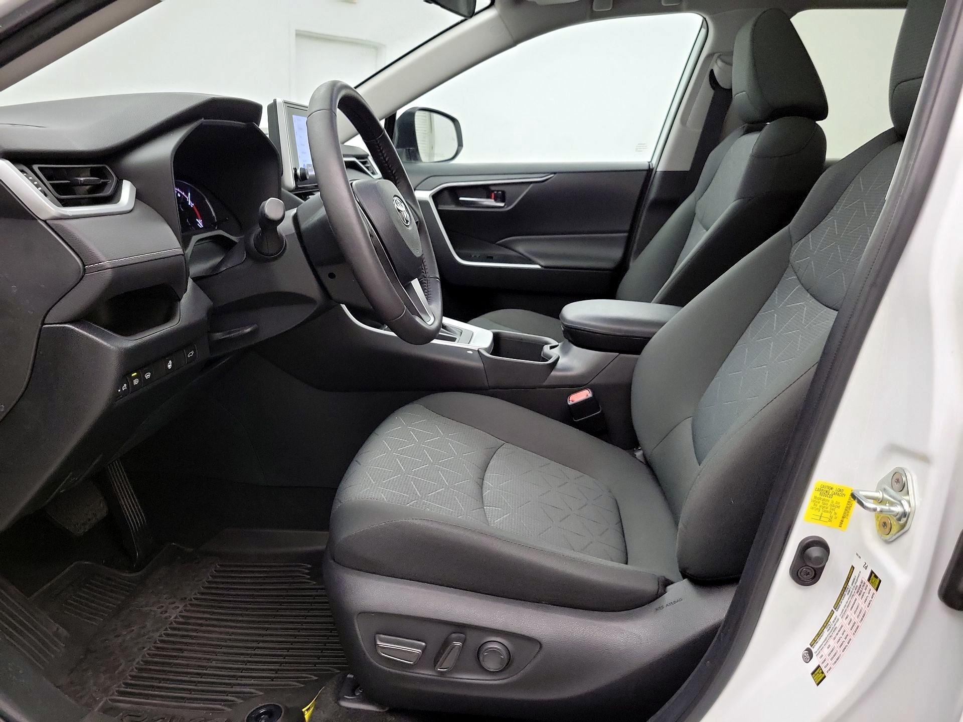 Thumbnail: 2023 Toyota RAV4 - 11