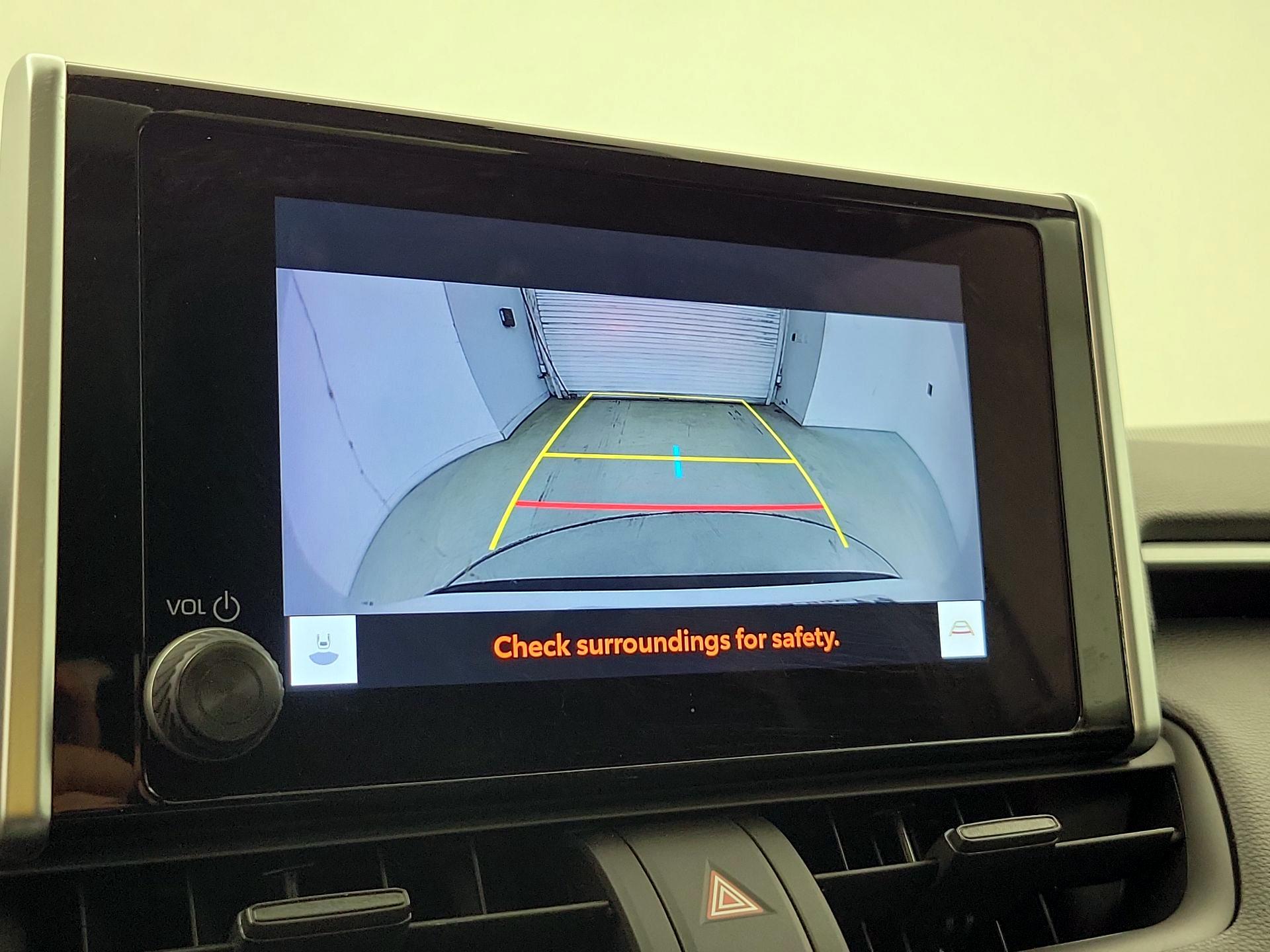 Thumbnail: 2023 Toyota RAV4 - 14