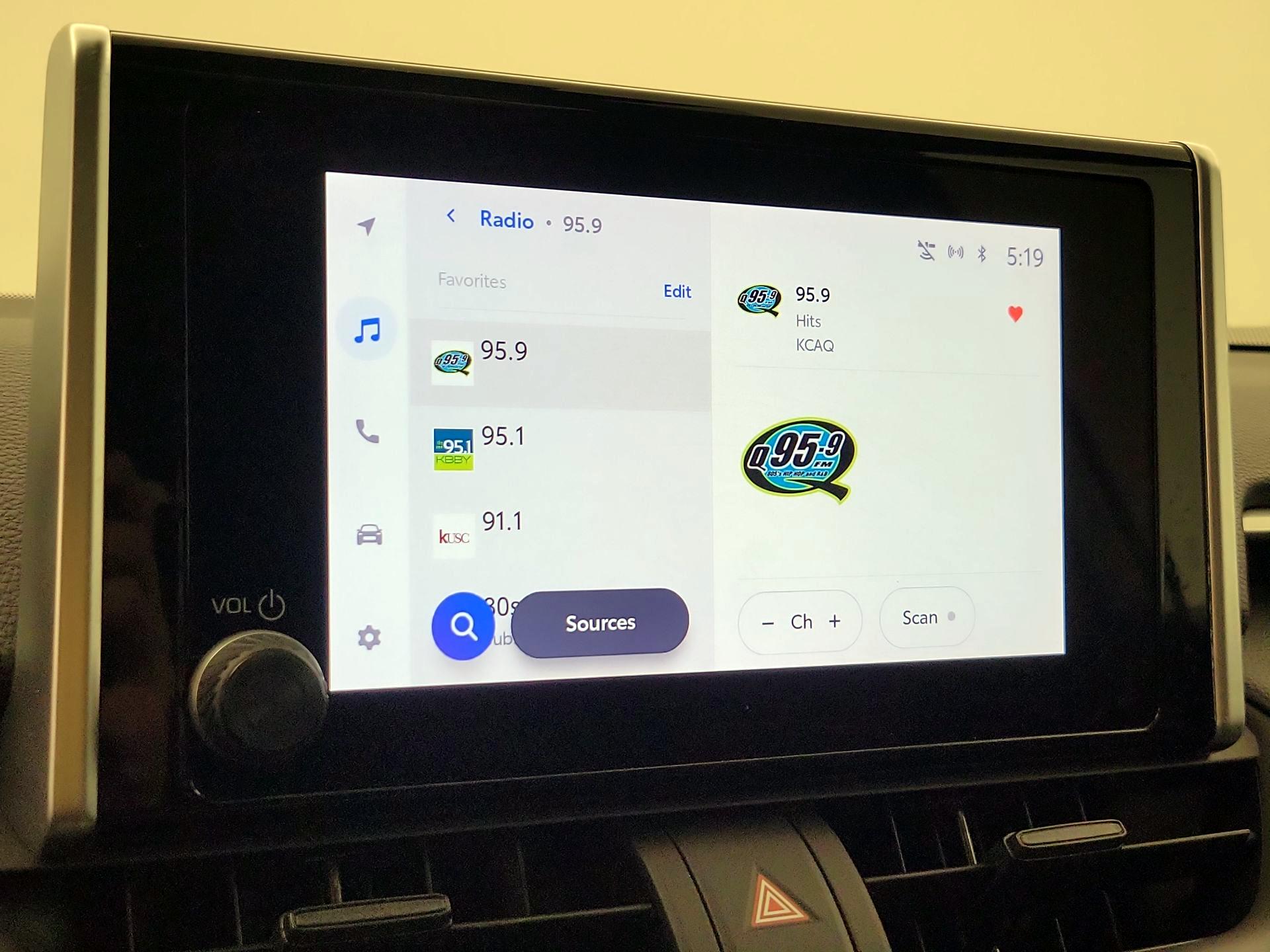 Thumbnail: 2023 Toyota RAV4 - 15