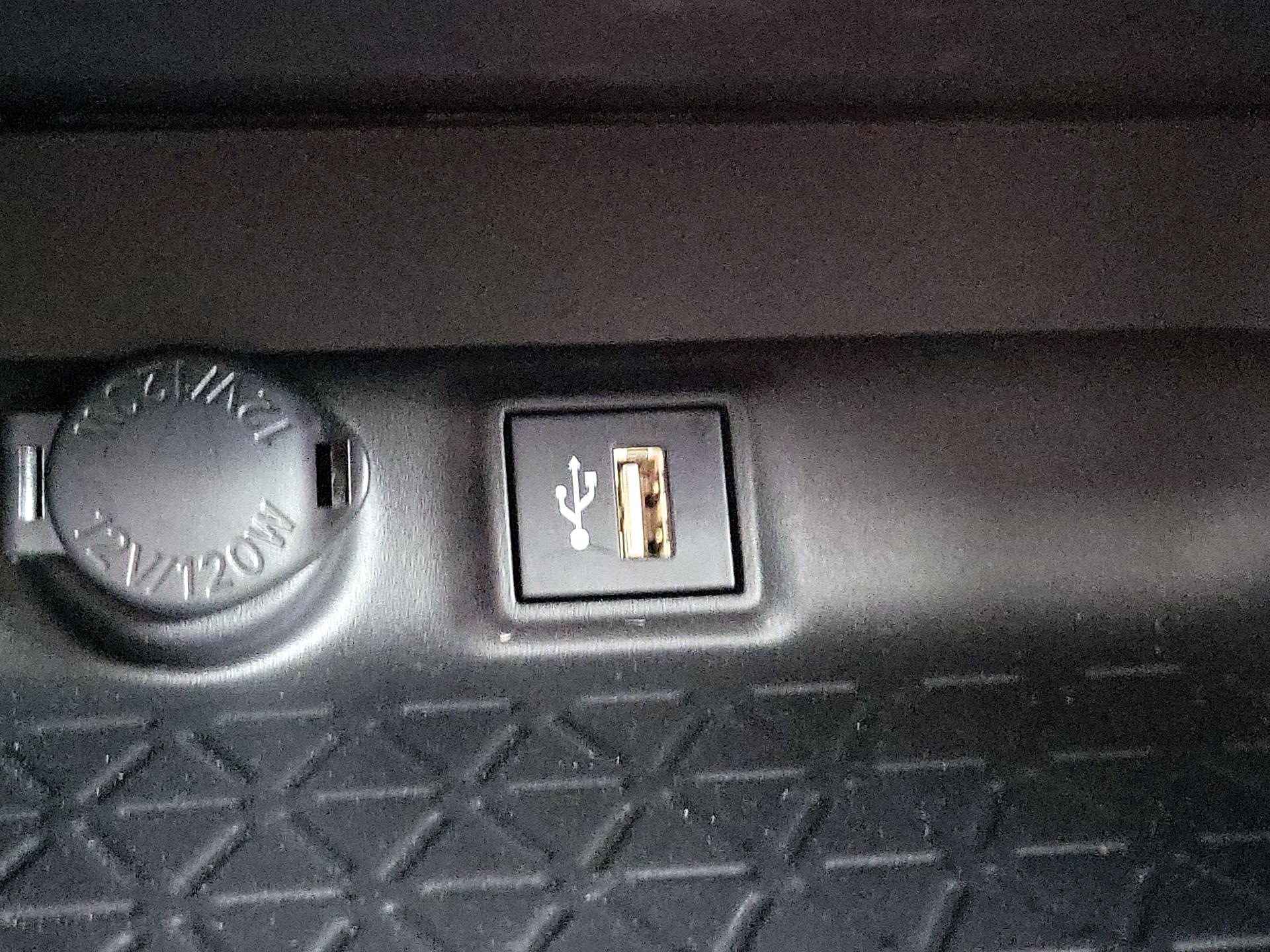 Thumbnail: 2023 Toyota RAV4 - 18