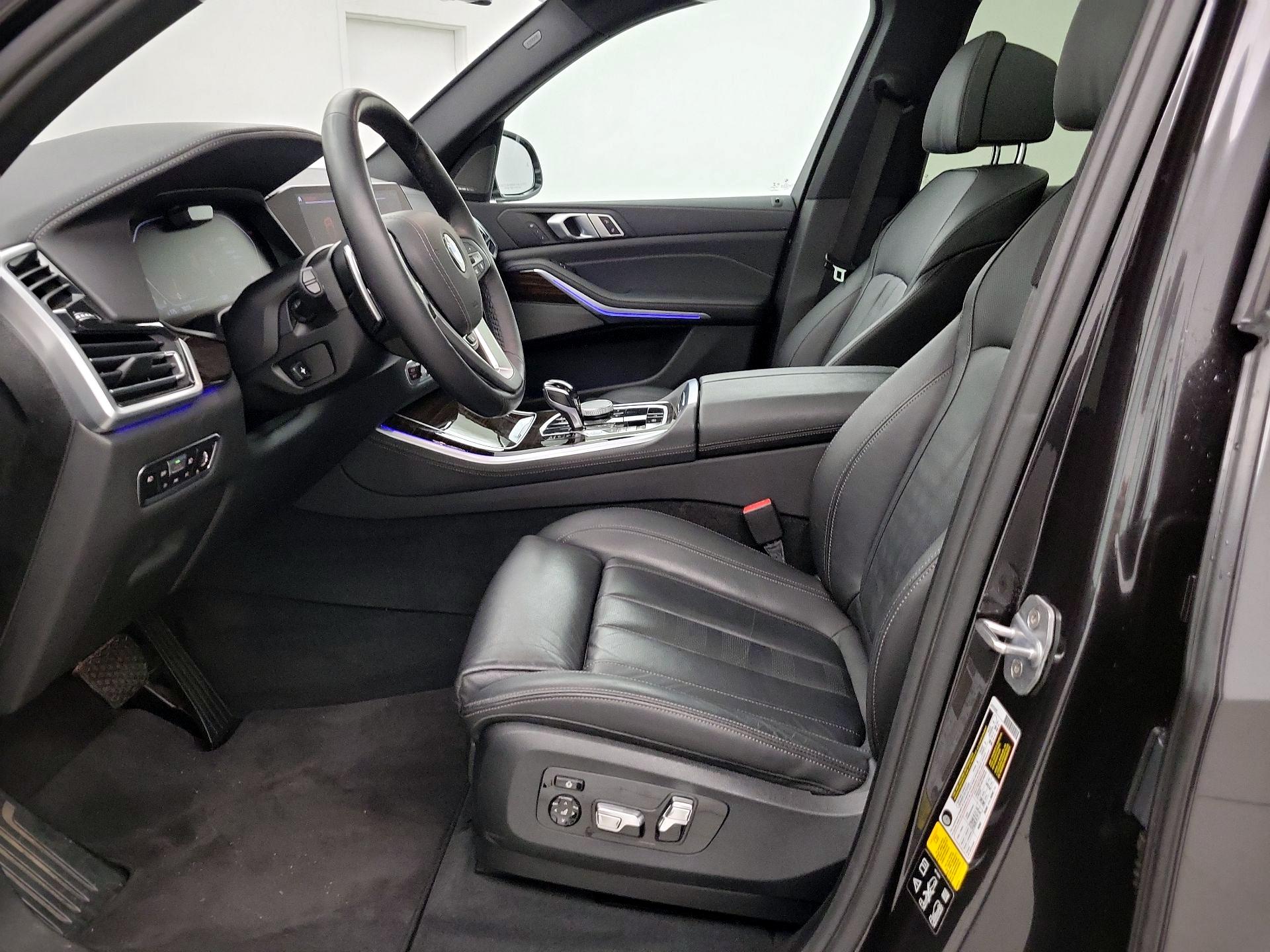 Thumbnail: 2020 BMW X5 - 11