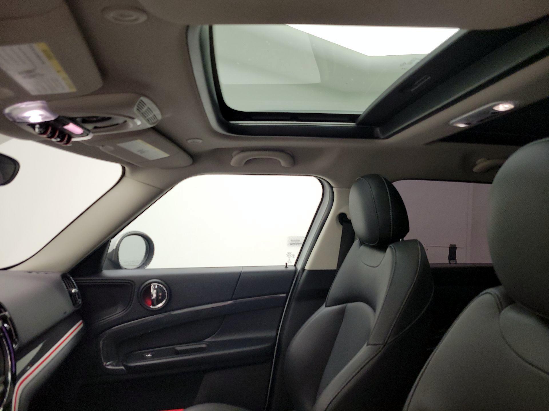 Thumbnail: 2019 MINI Cooper Countryman - 19