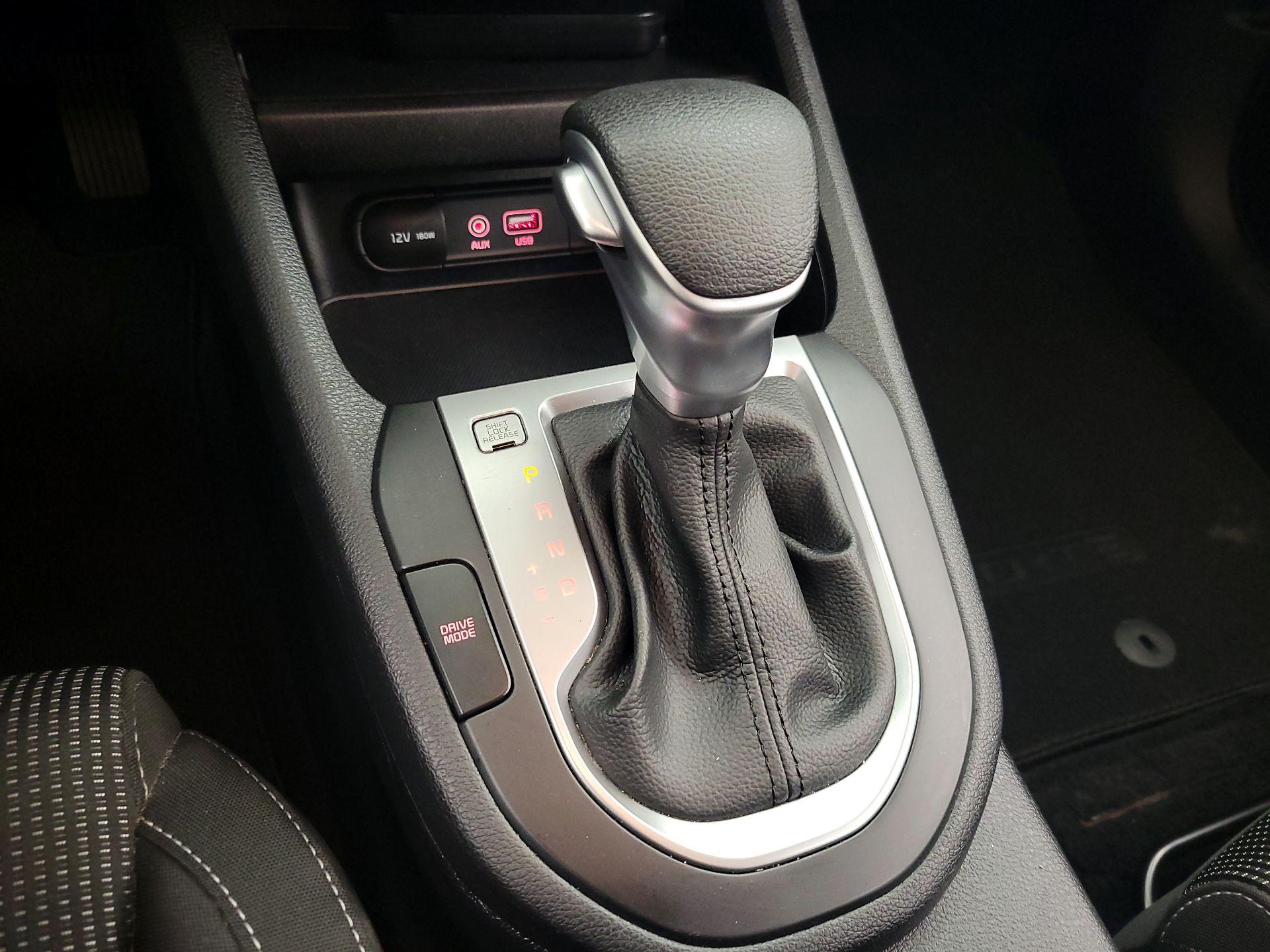 Thumbnail: 2019 Kia Forte - 17