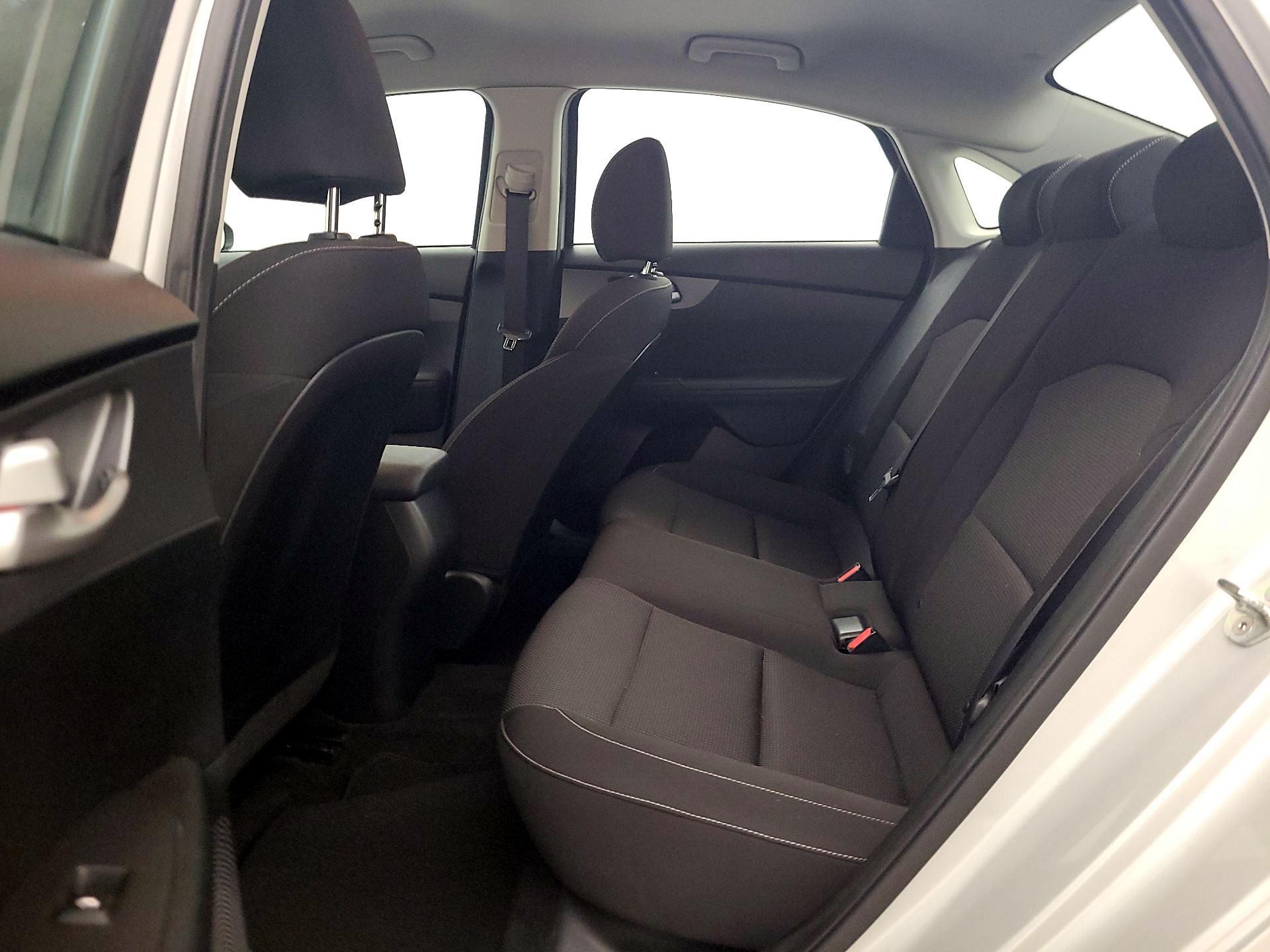 Thumbnail: 2019 Kia Forte - 19