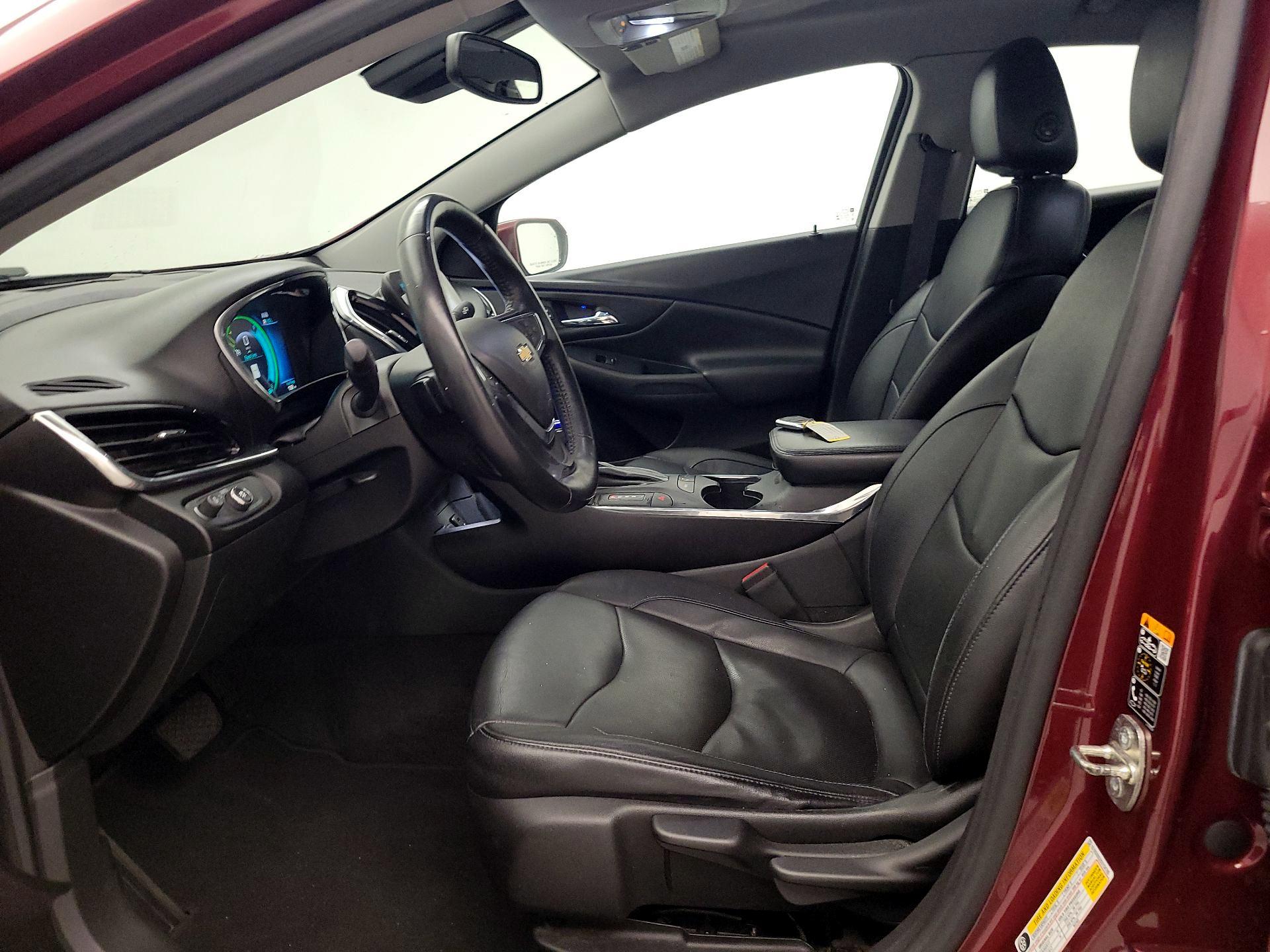 Thumbnail: 2016 Chevrolet Volt - 11