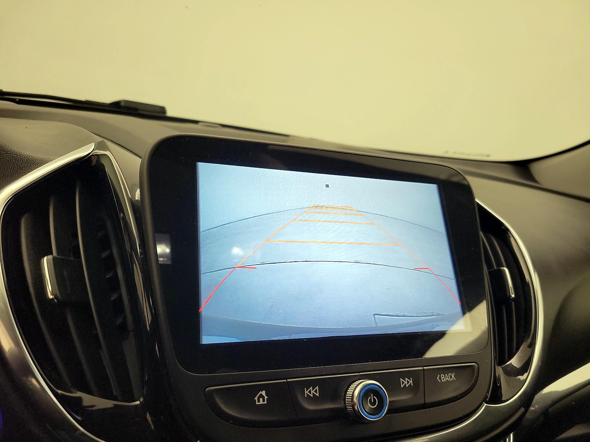 Thumbnail: 2016 Chevrolet Volt - 15