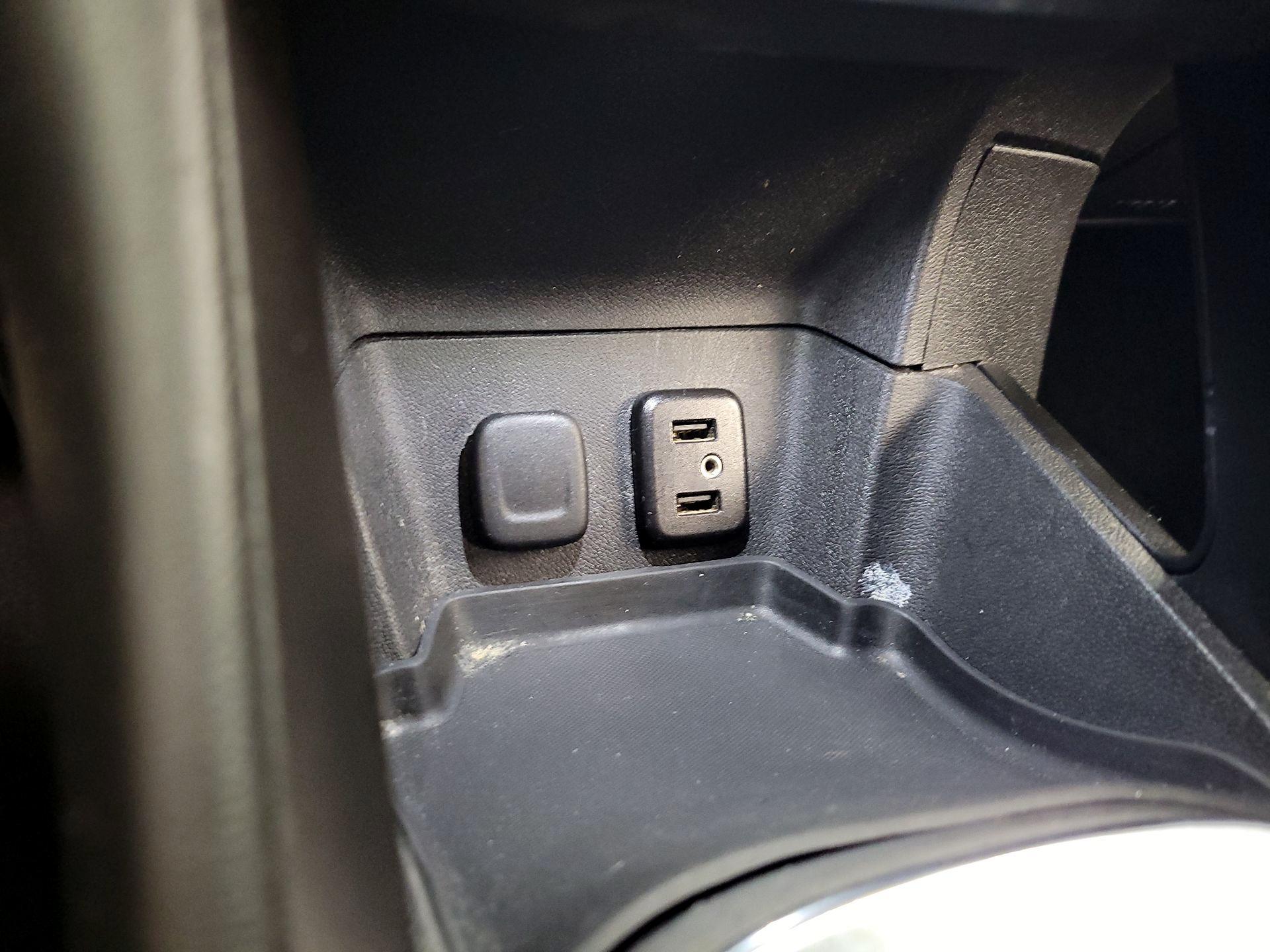 Thumbnail: 2016 Chevrolet Volt - 19