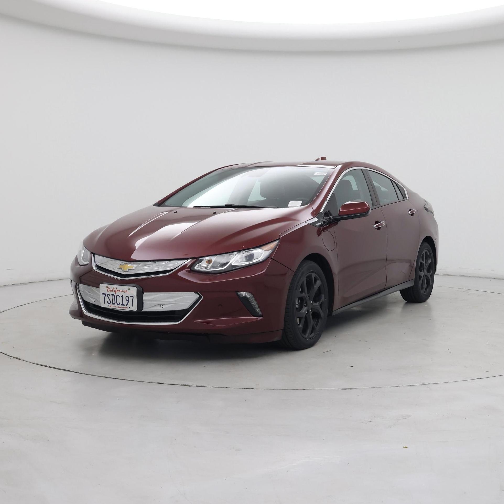 Thumbnail: 2016 Chevrolet Volt - 4