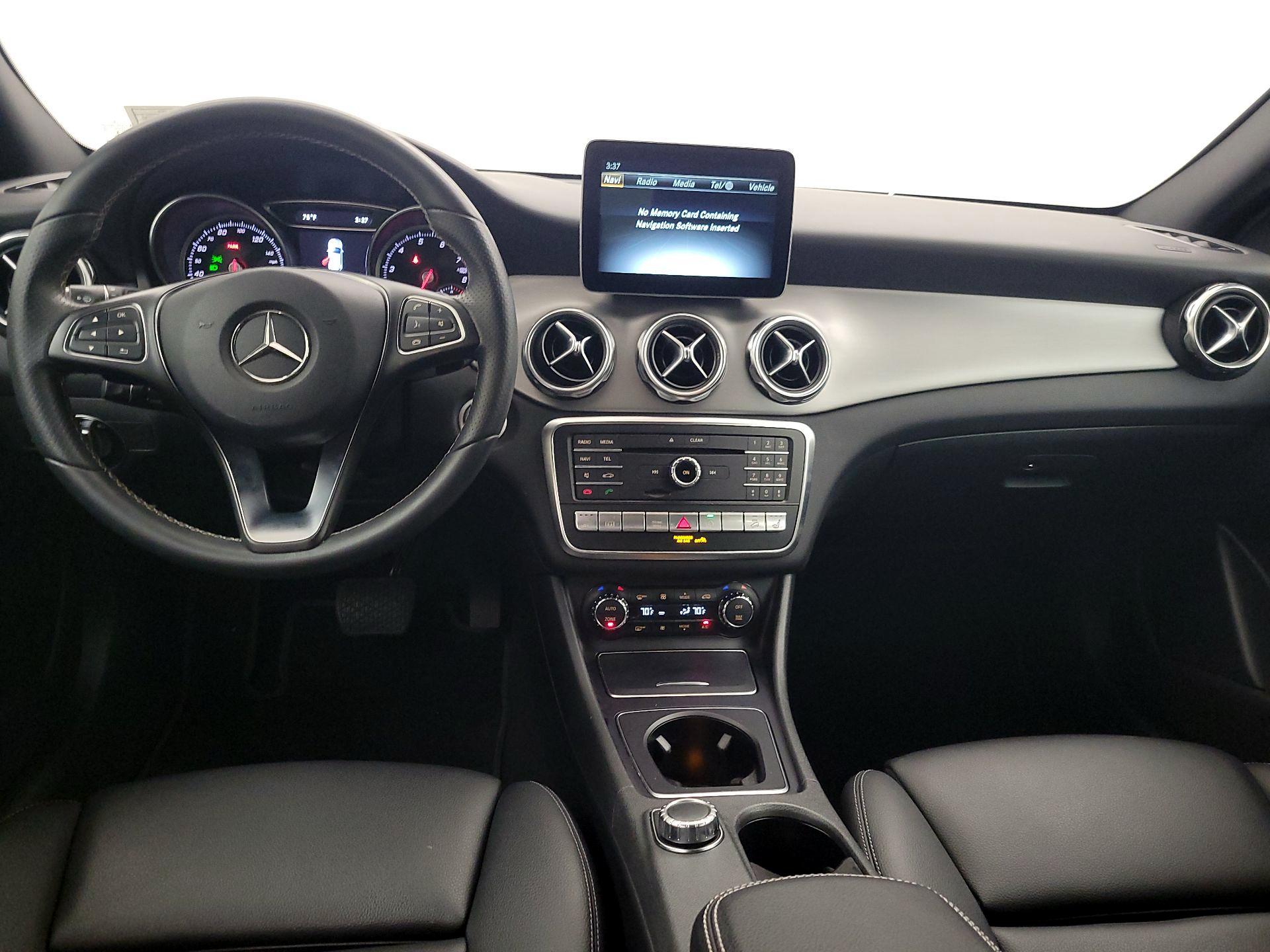 Thumbnail: 2018 Mercedes-Benz GLA - 9