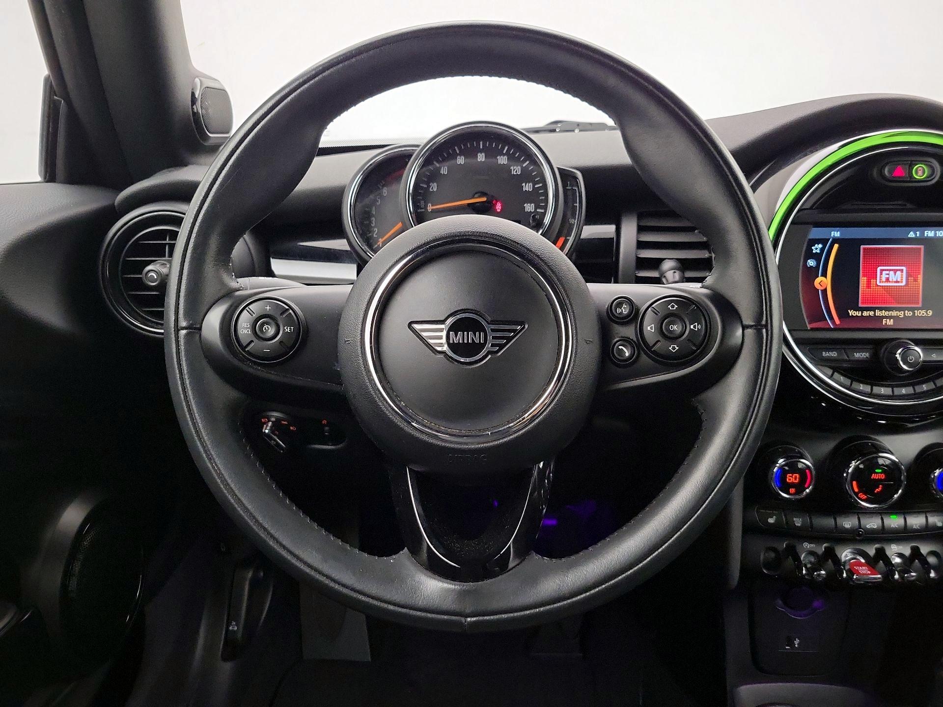 Thumbnail: 2021 MINI Cooper - 10