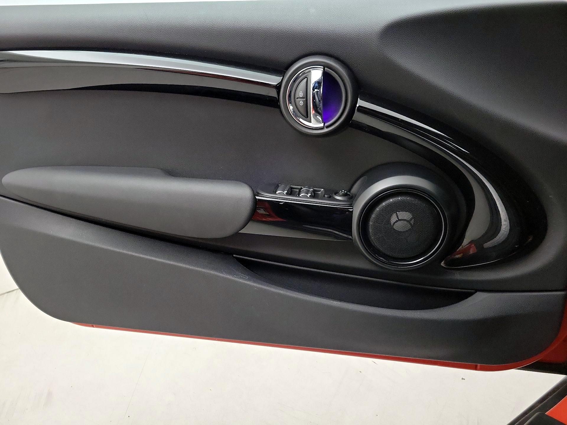 Thumbnail: 2021 MINI Cooper - 12