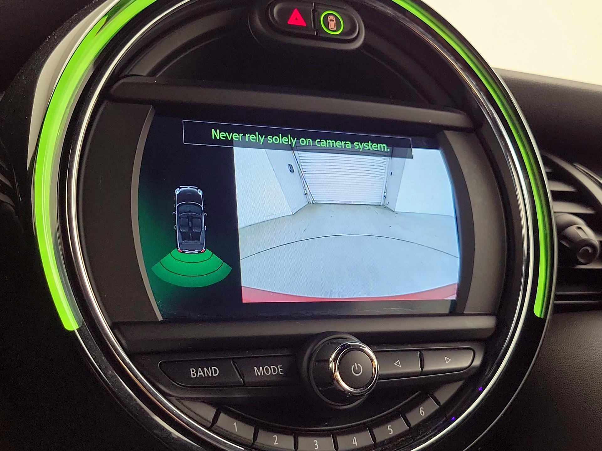 Thumbnail: 2021 MINI Cooper - 14