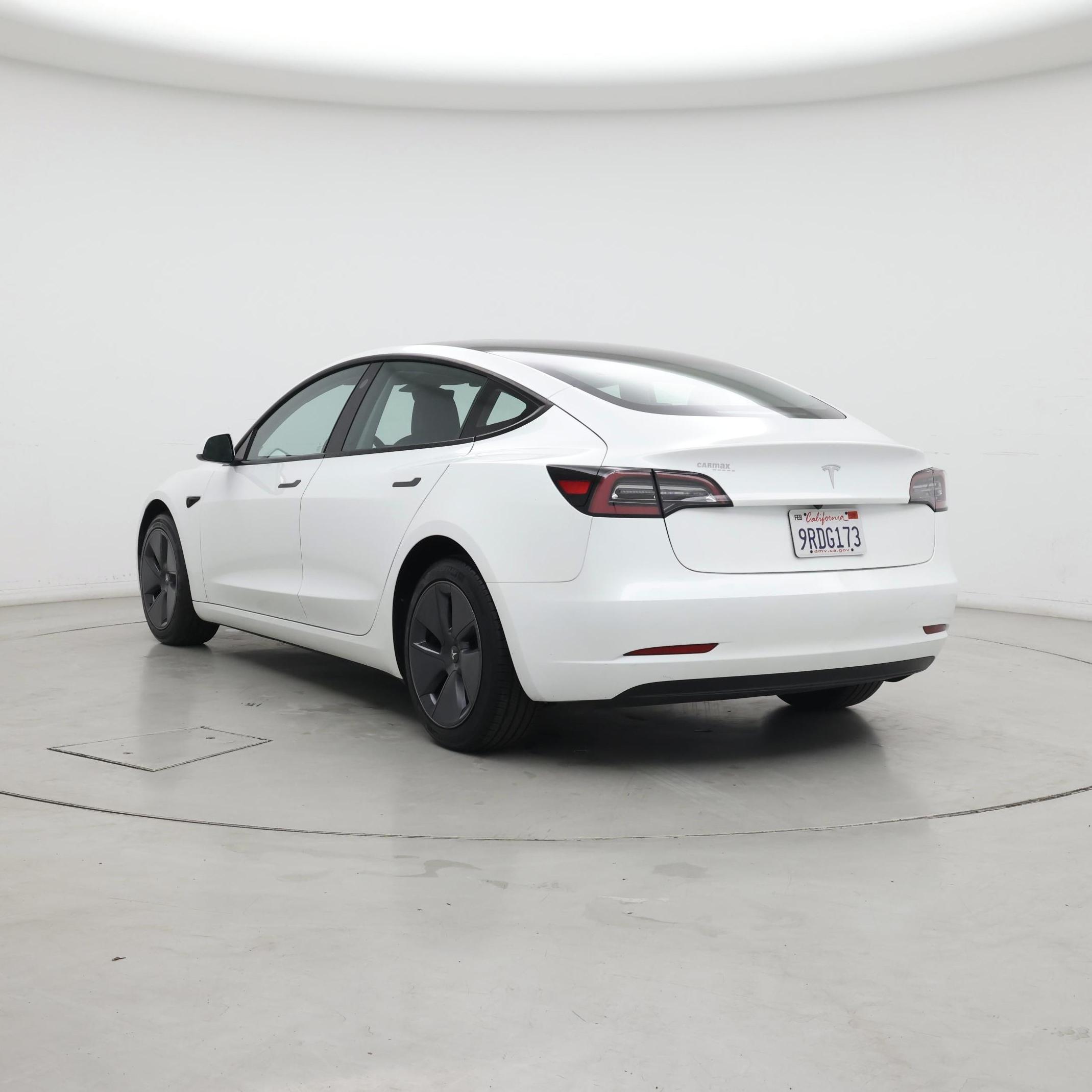 Thumbnail: 2023 Tesla Model 3 - 2