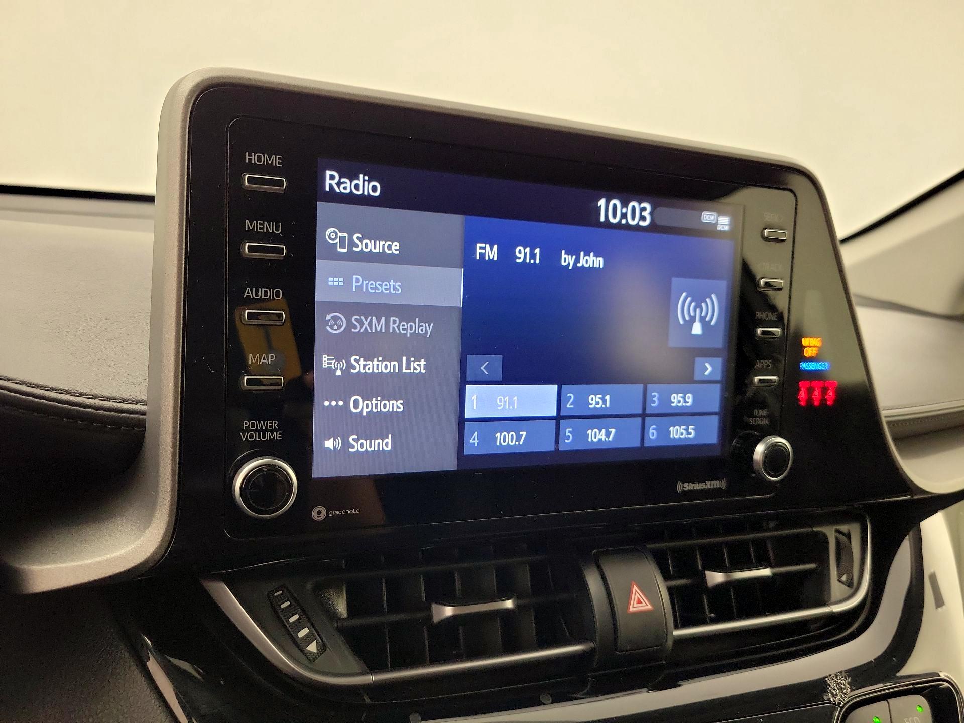 Thumbnail: 2021 Toyota C-HR - 15