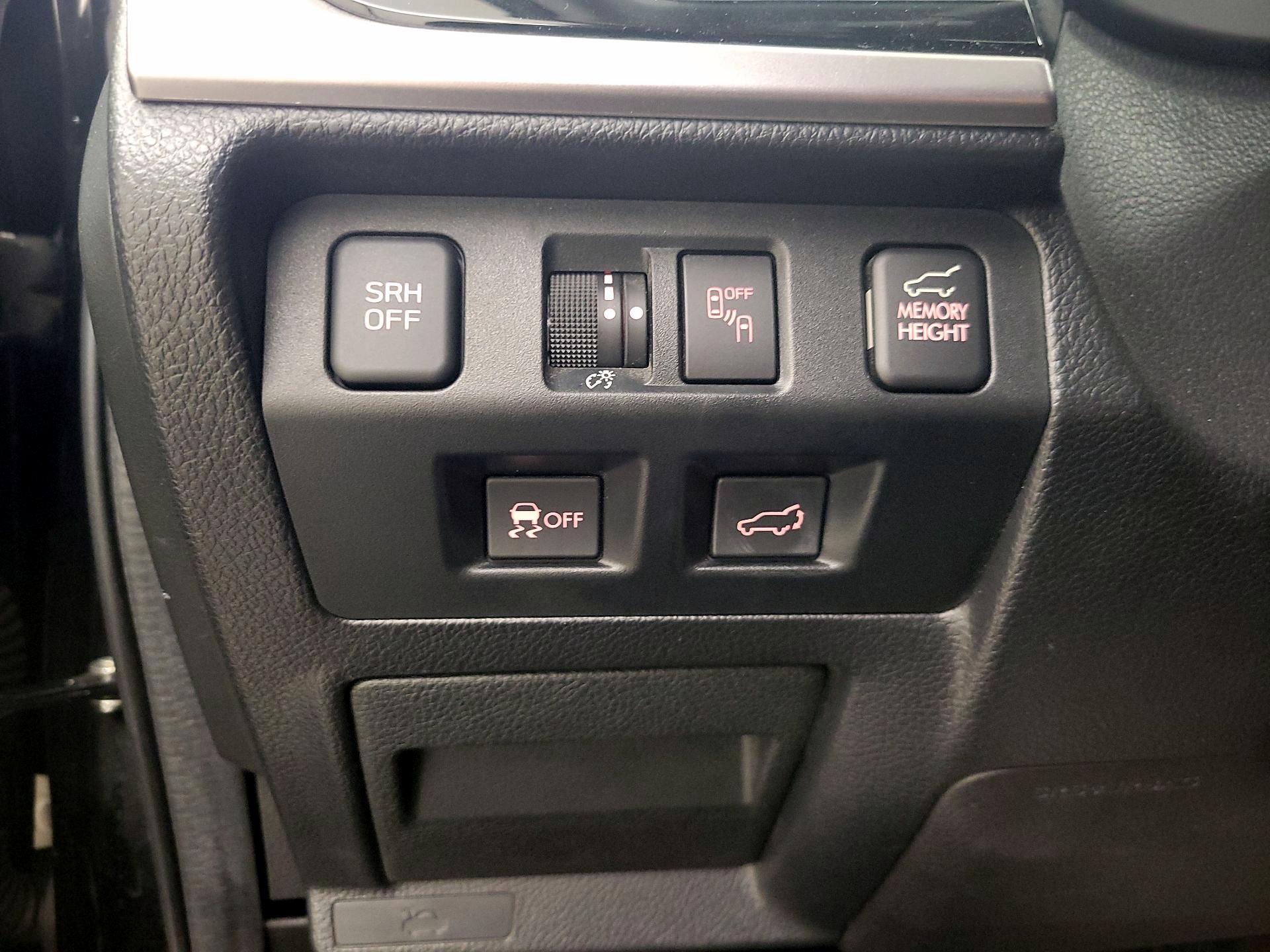 Thumbnail: 2017 Subaru Forester - 13