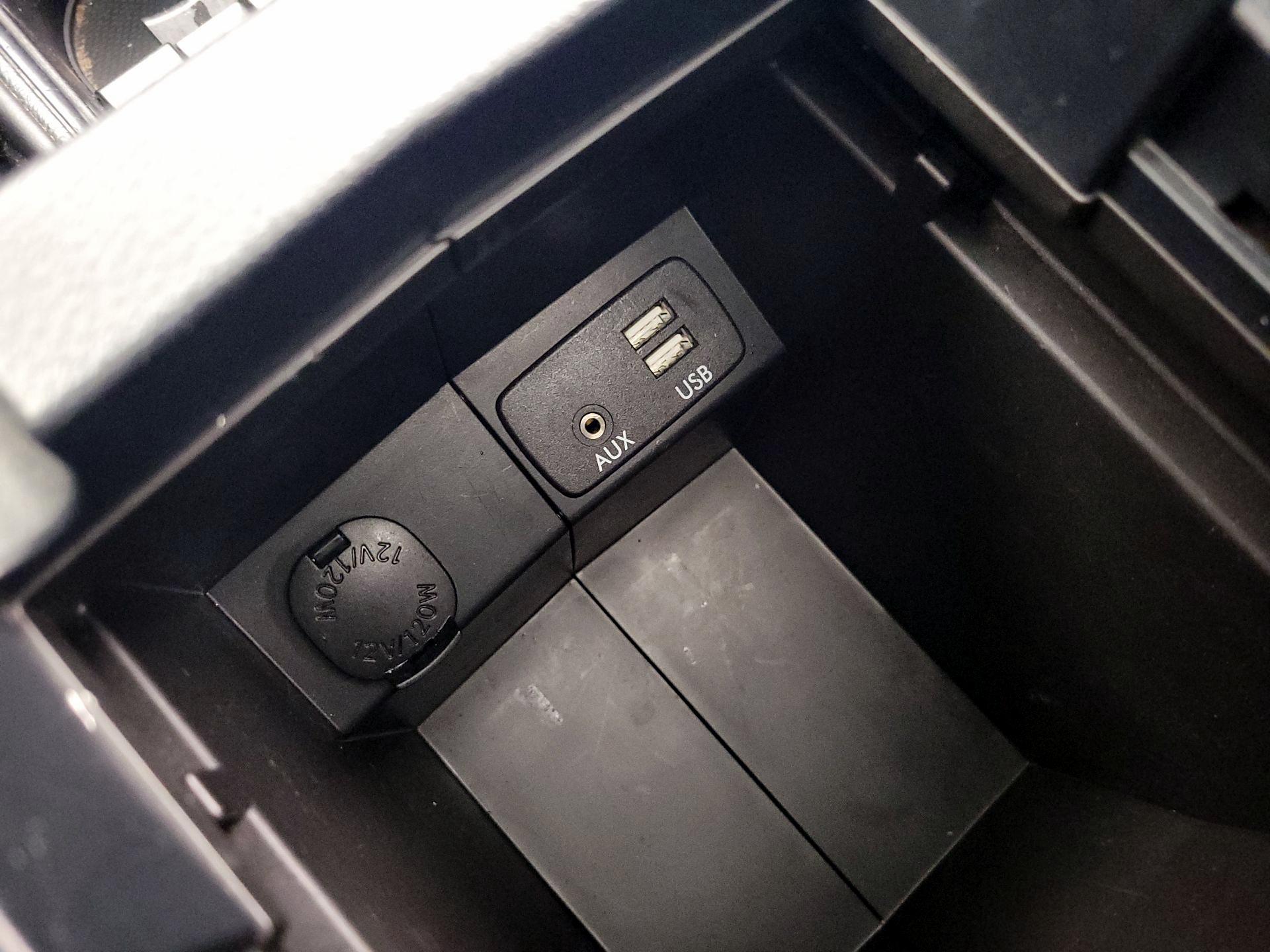 Thumbnail: 2017 Subaru Forester - 19