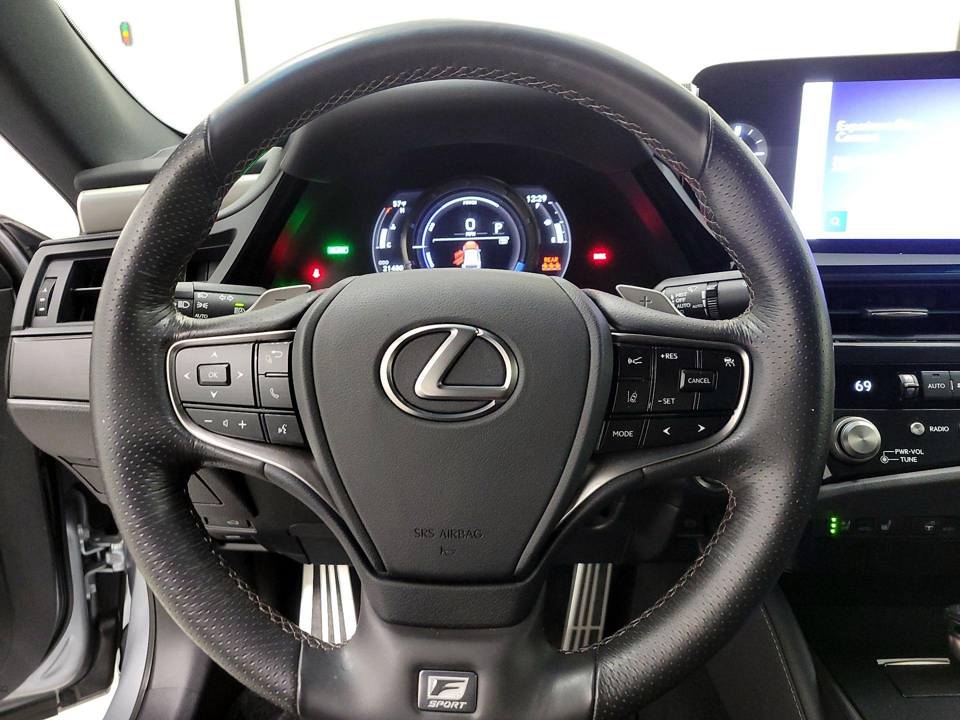 Thumbnail: 2023 Lexus ES - 10