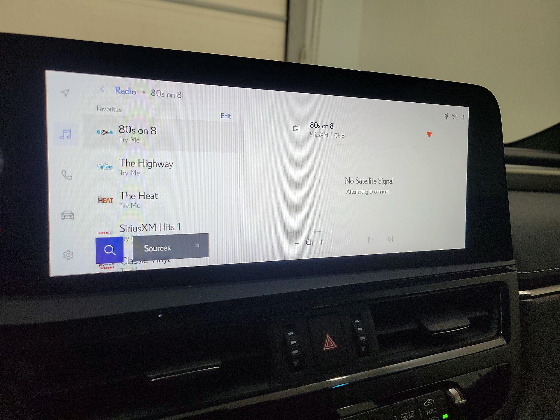 Thumbnail: 2023 Lexus ES - 15