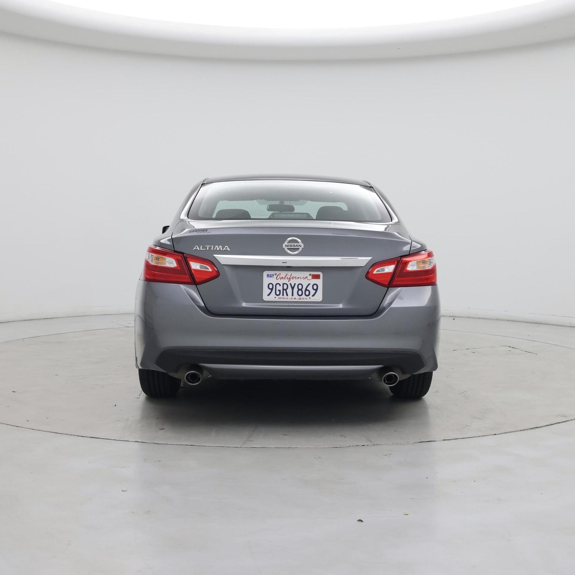 Thumbnail: 2017 Nissan Altima - 6