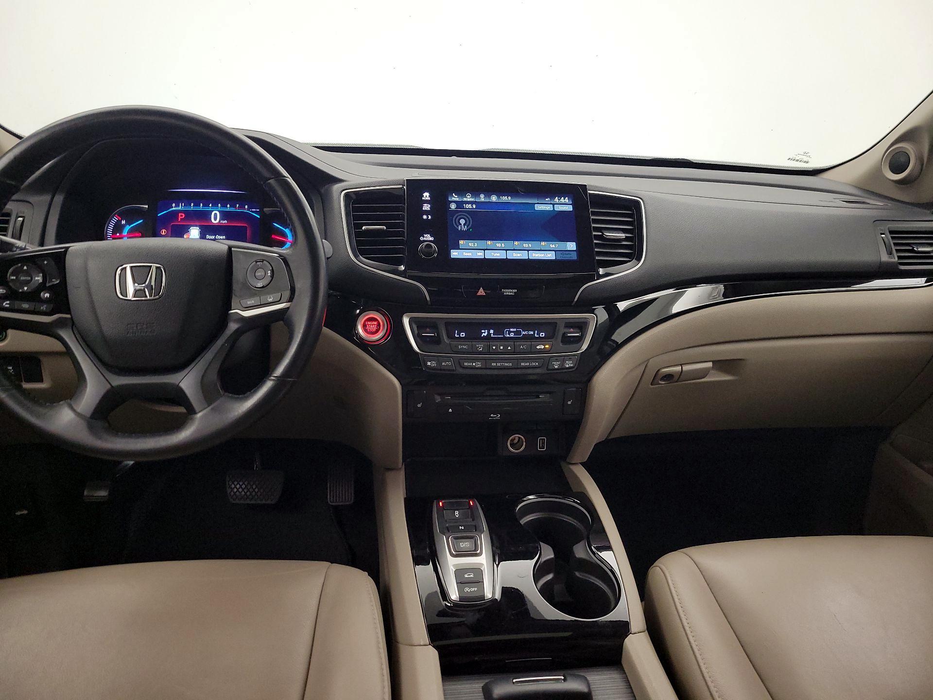 Thumbnail: 2019 Honda Pilot - 9