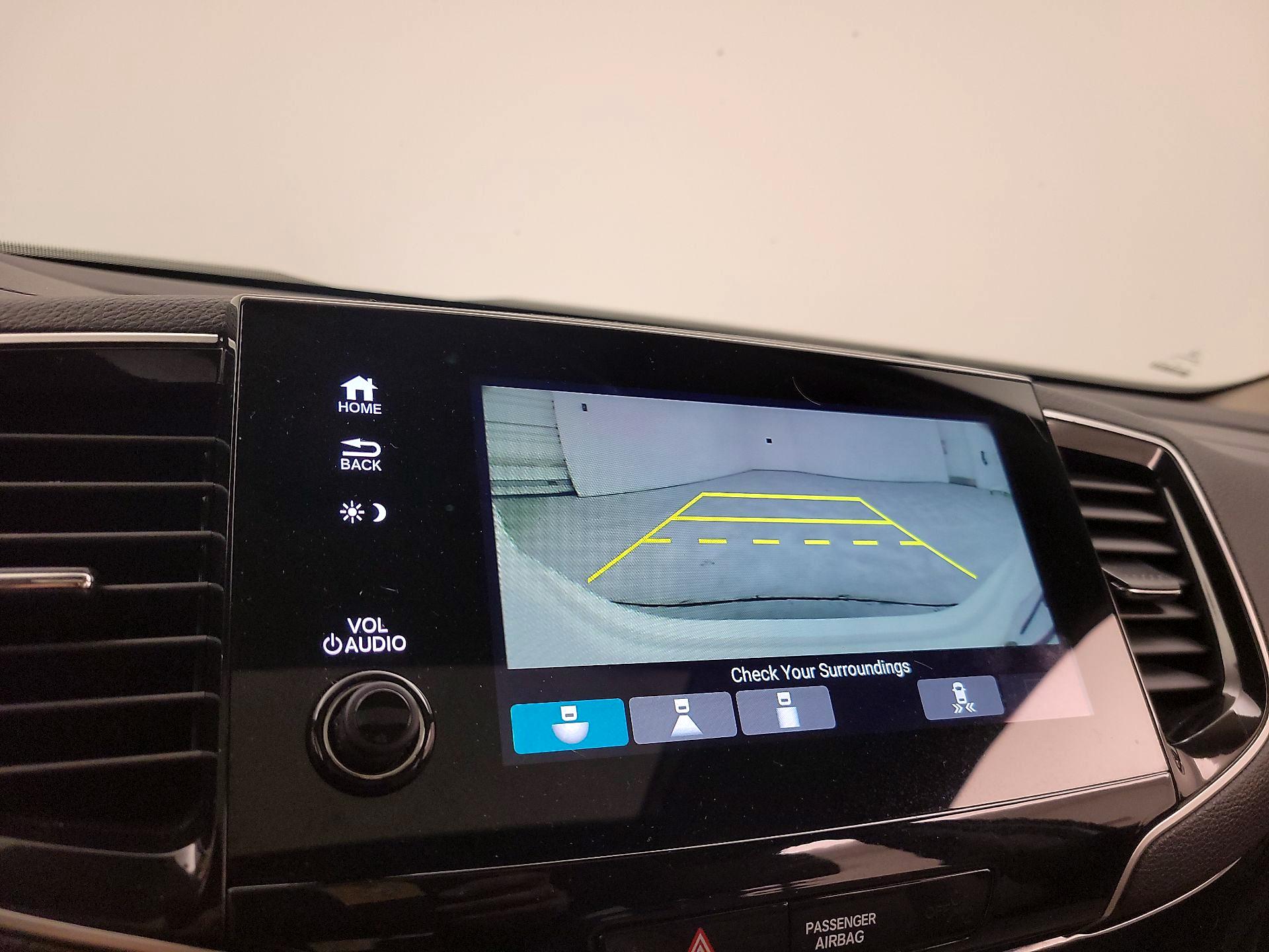 Thumbnail: 2019 Honda Pilot - 14