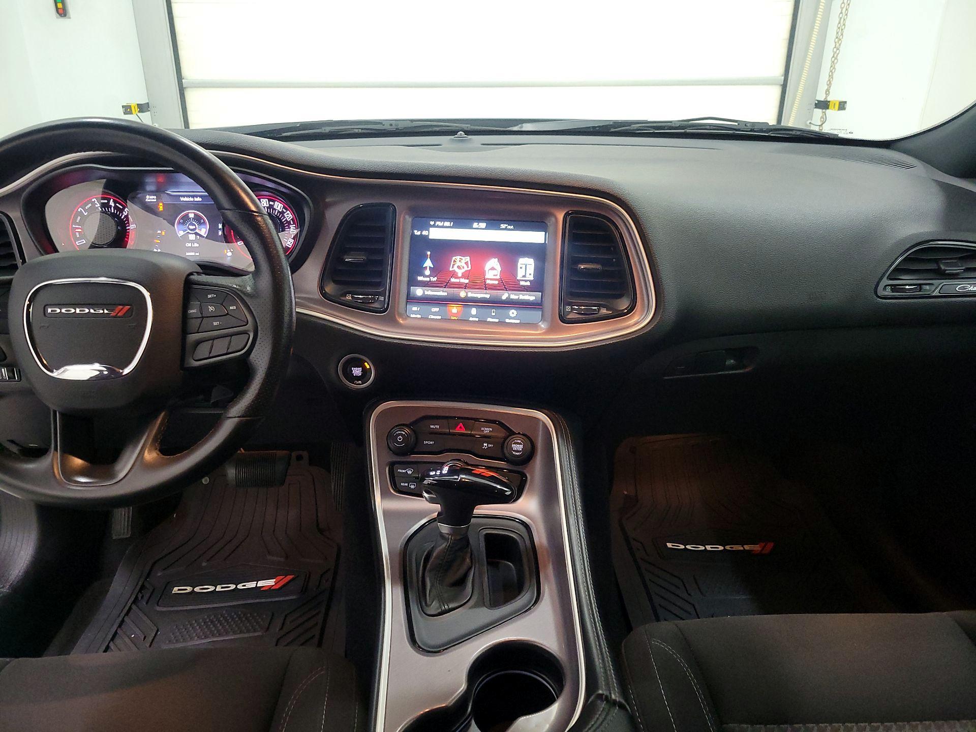 Thumbnail: 2022 Dodge Challenger - 9