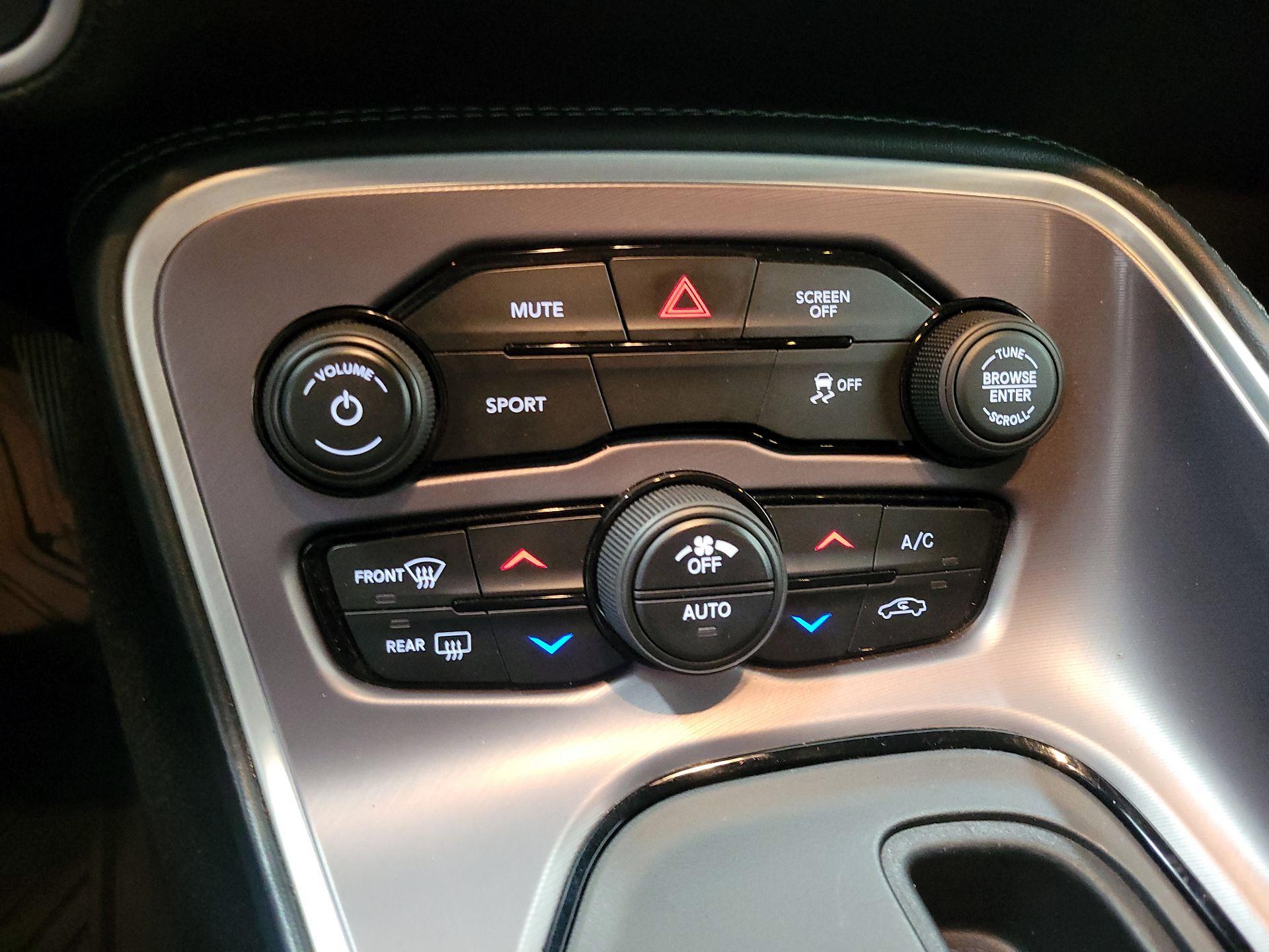 Thumbnail: 2022 Dodge Challenger - 17