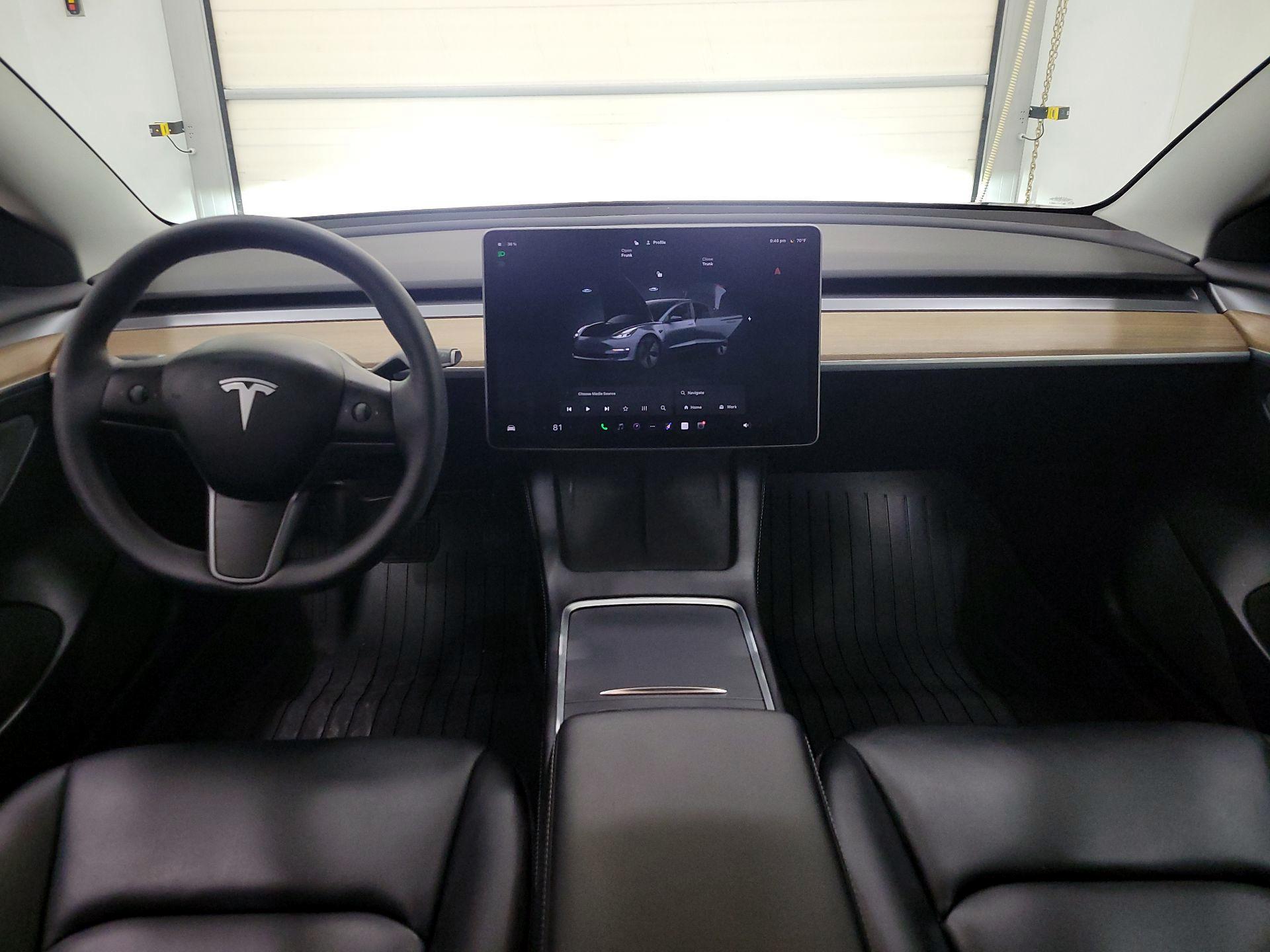 Thumbnail: 2022 Tesla Model 3 - 9