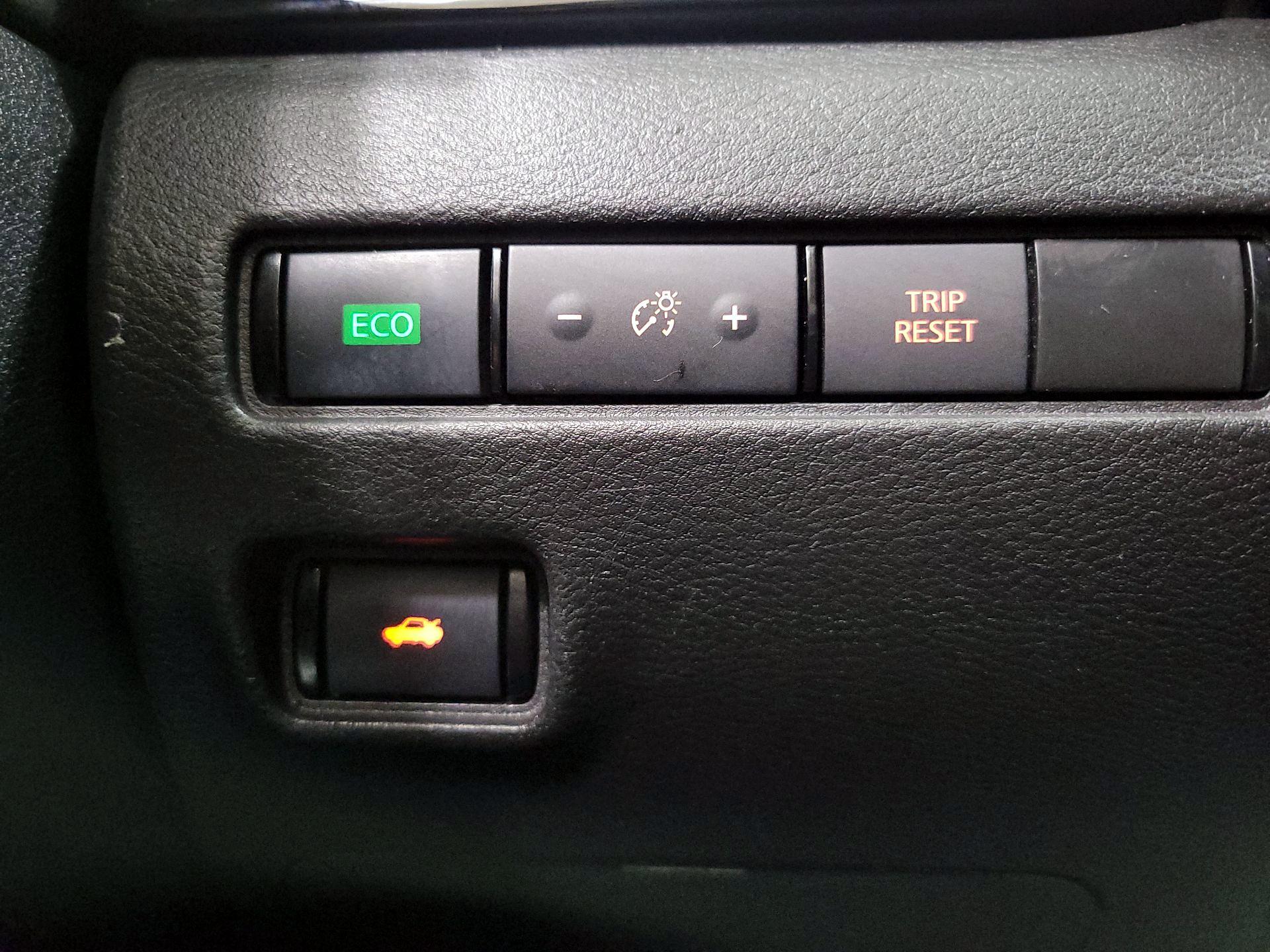 Thumbnail: 2021 Nissan Sentra - 13