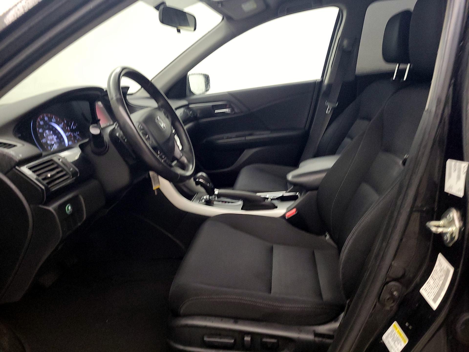 Thumbnail: 2015 Honda Accord - 11