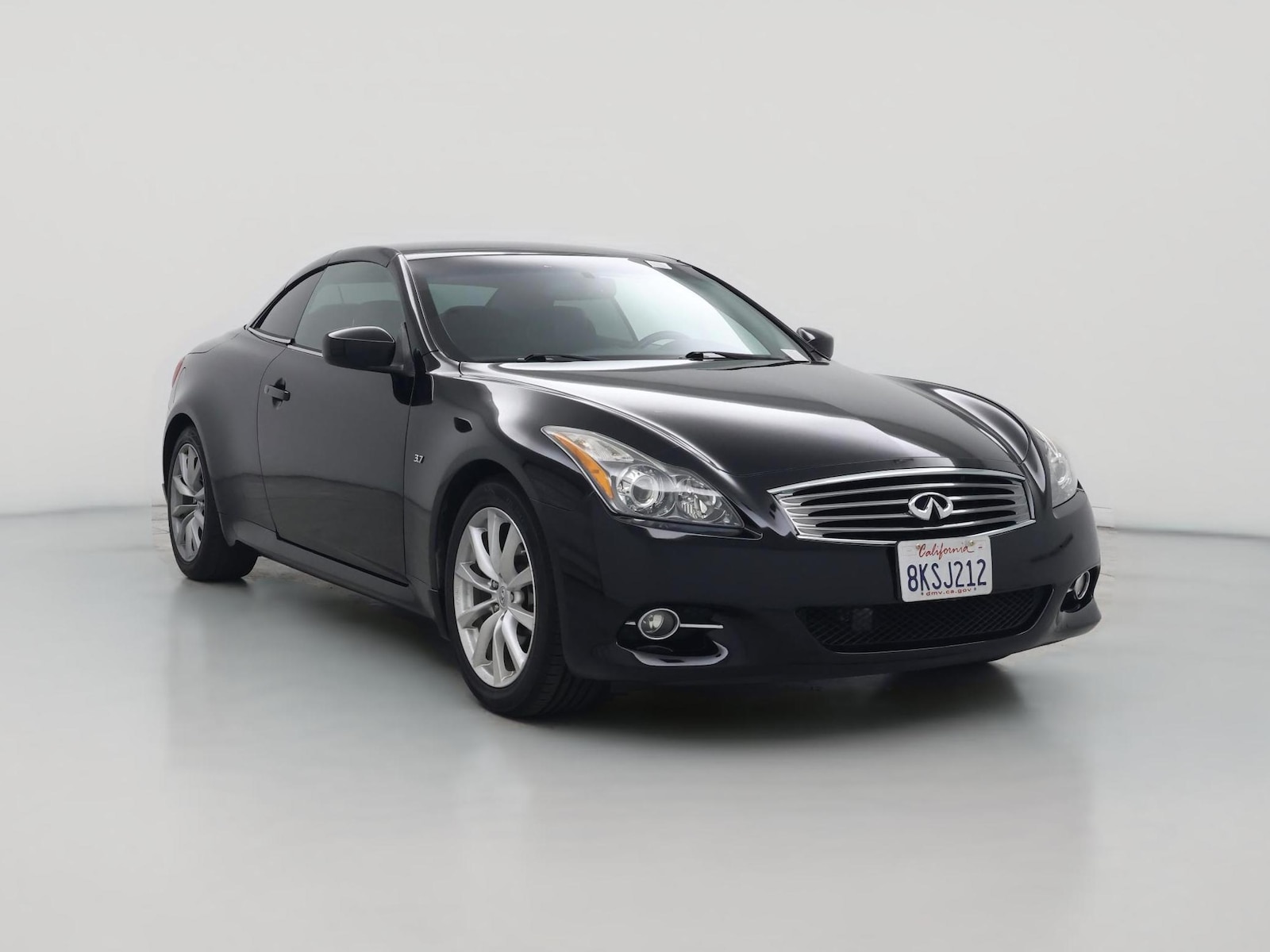 2014 INFINITI Q60 Convertible Base
