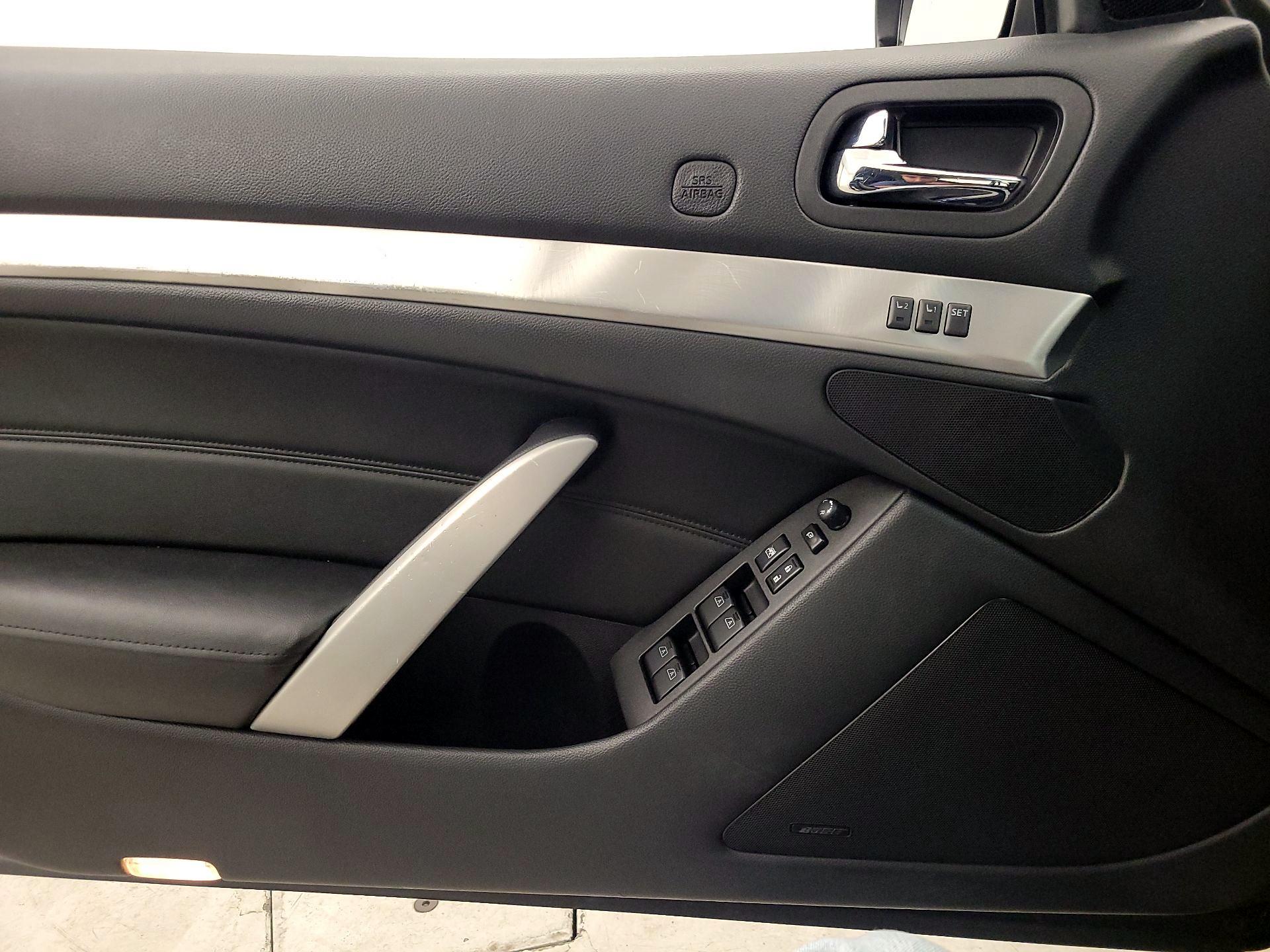 Thumbnail: 2014 INFINITI Q60 - 12