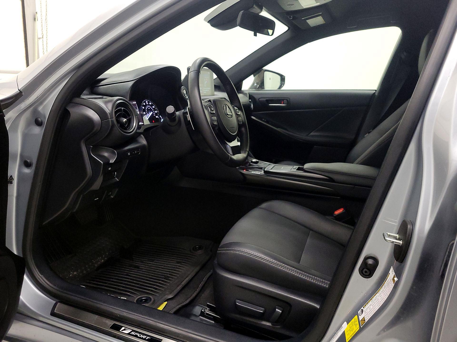 Thumbnail: 2024 Lexus IS - 11