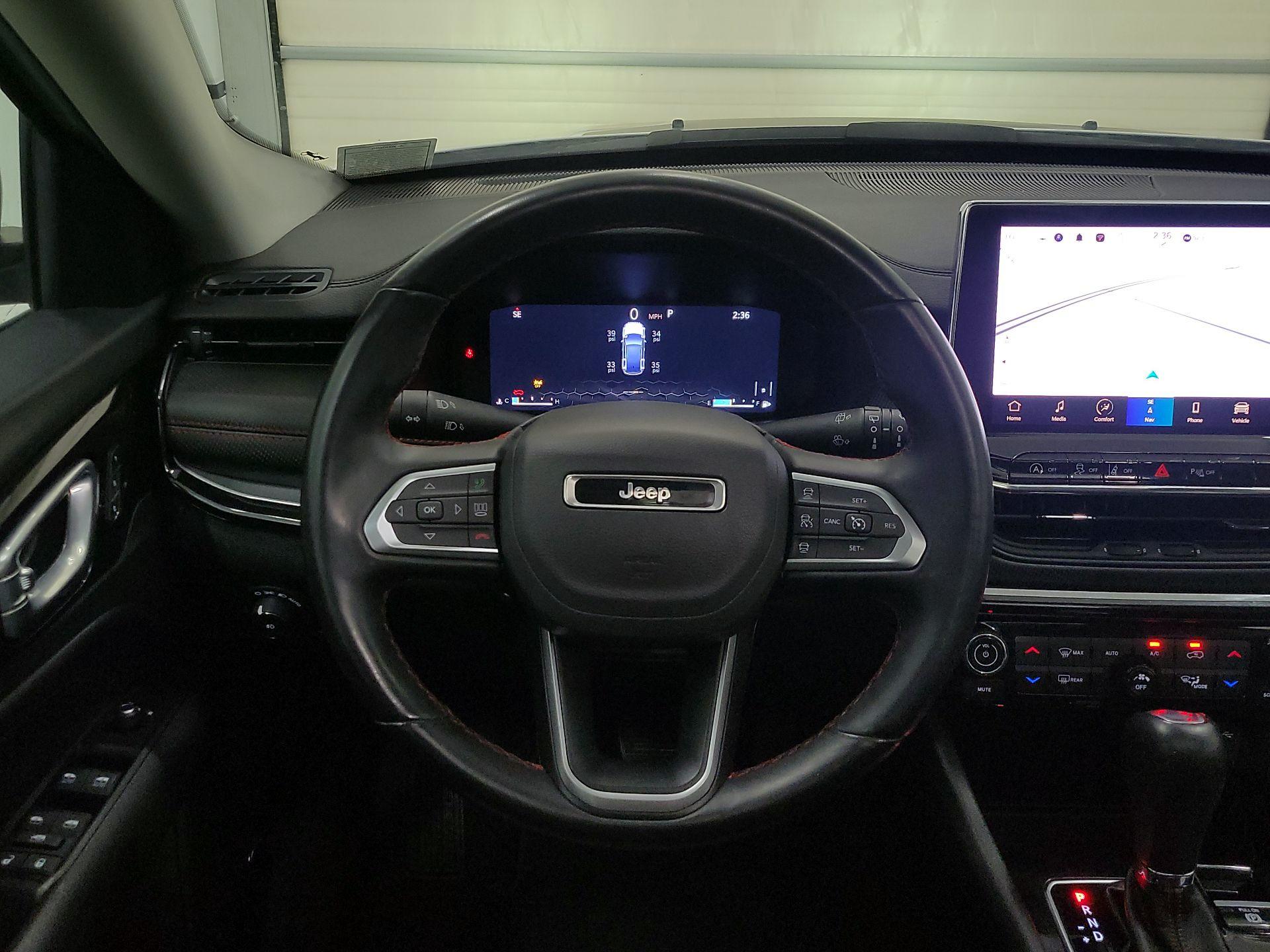 Thumbnail: 2022 Jeep Compass - 10