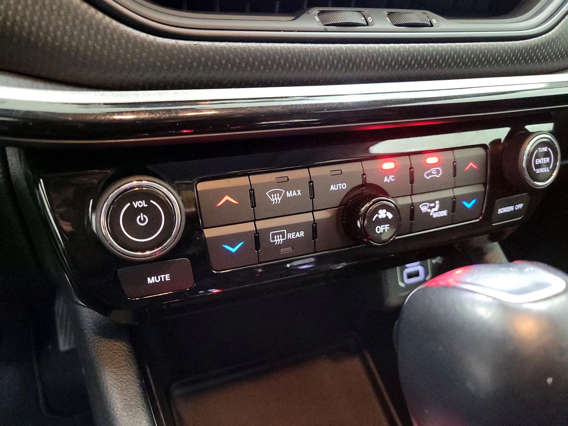 Thumbnail: 2022 Jeep Compass - 17